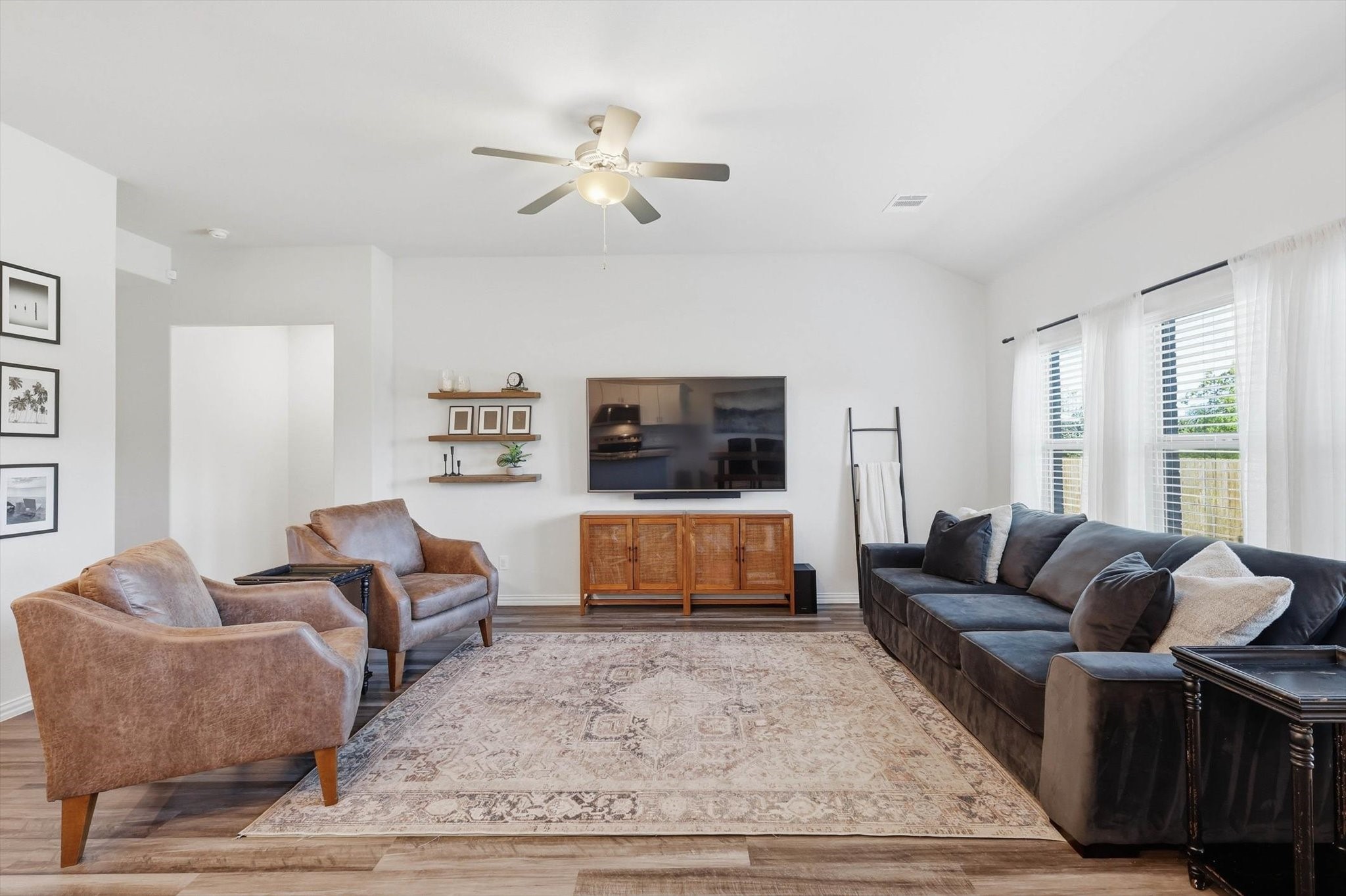 221 Stonehollow Way