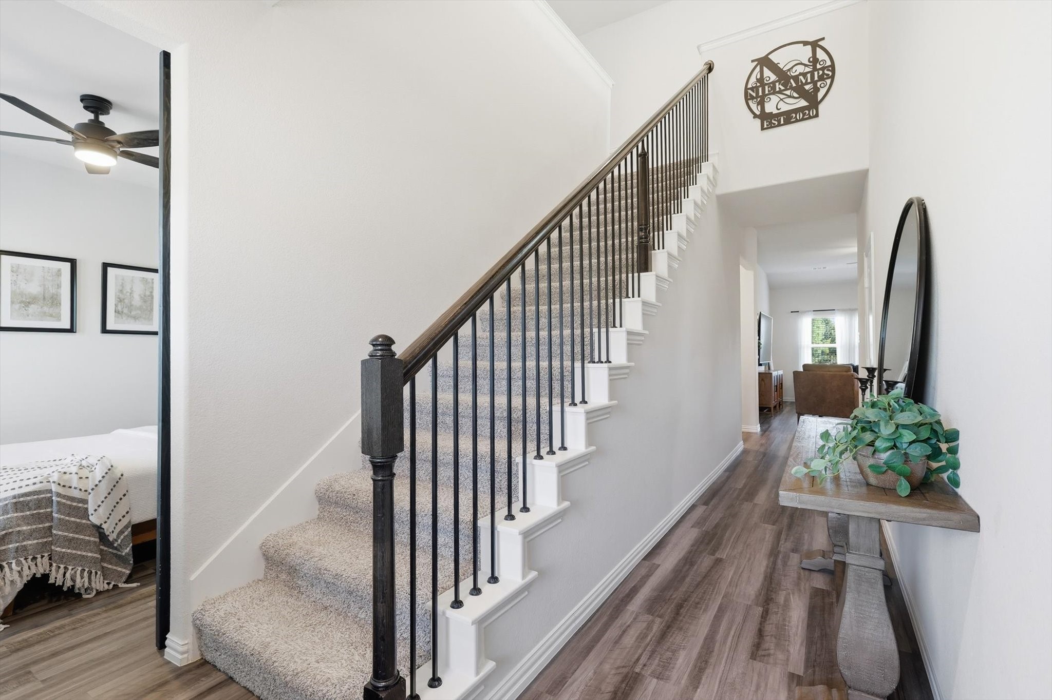 221 Stonehollow Way
