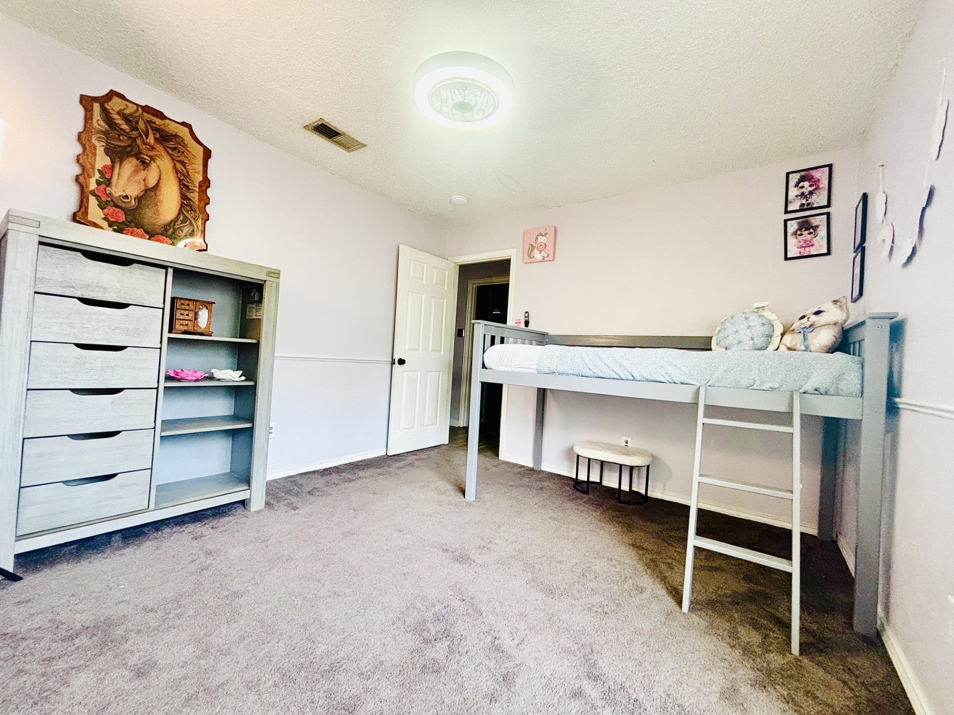 1605 Winchester Way