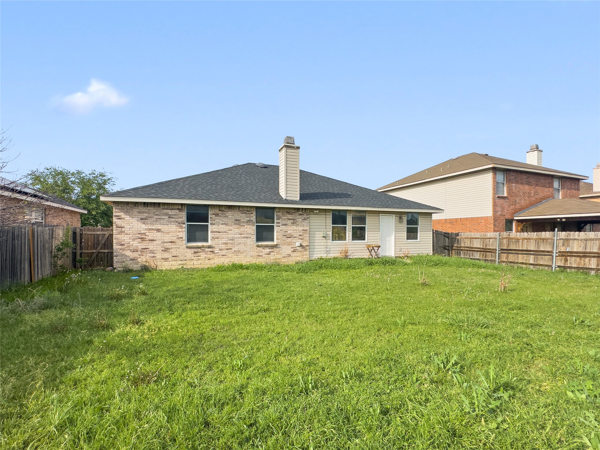2043 Plains Court