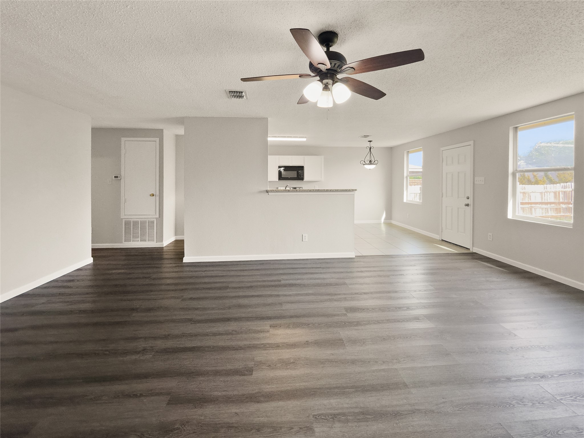 2043 Plains Court