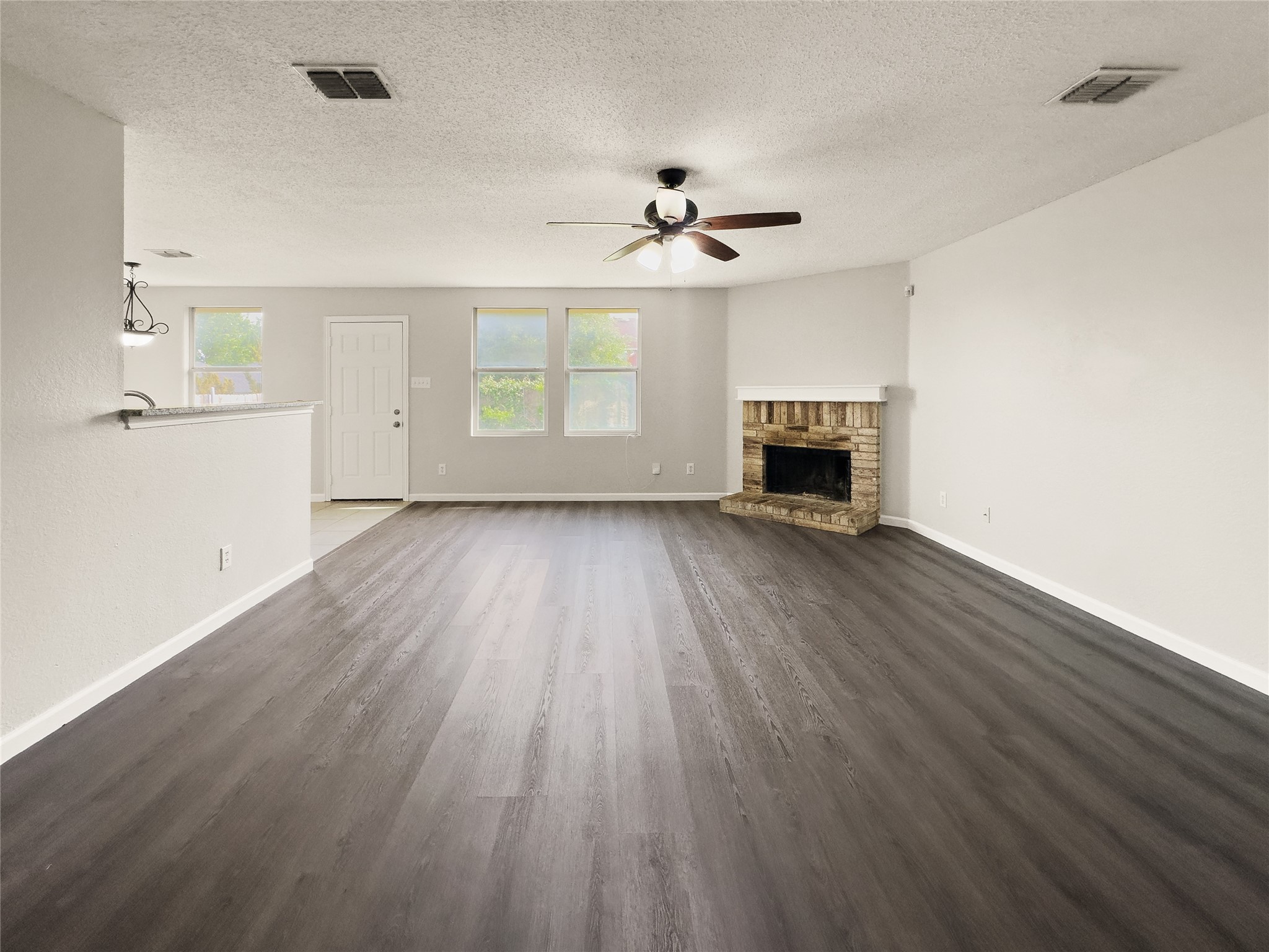 2043 Plains Court