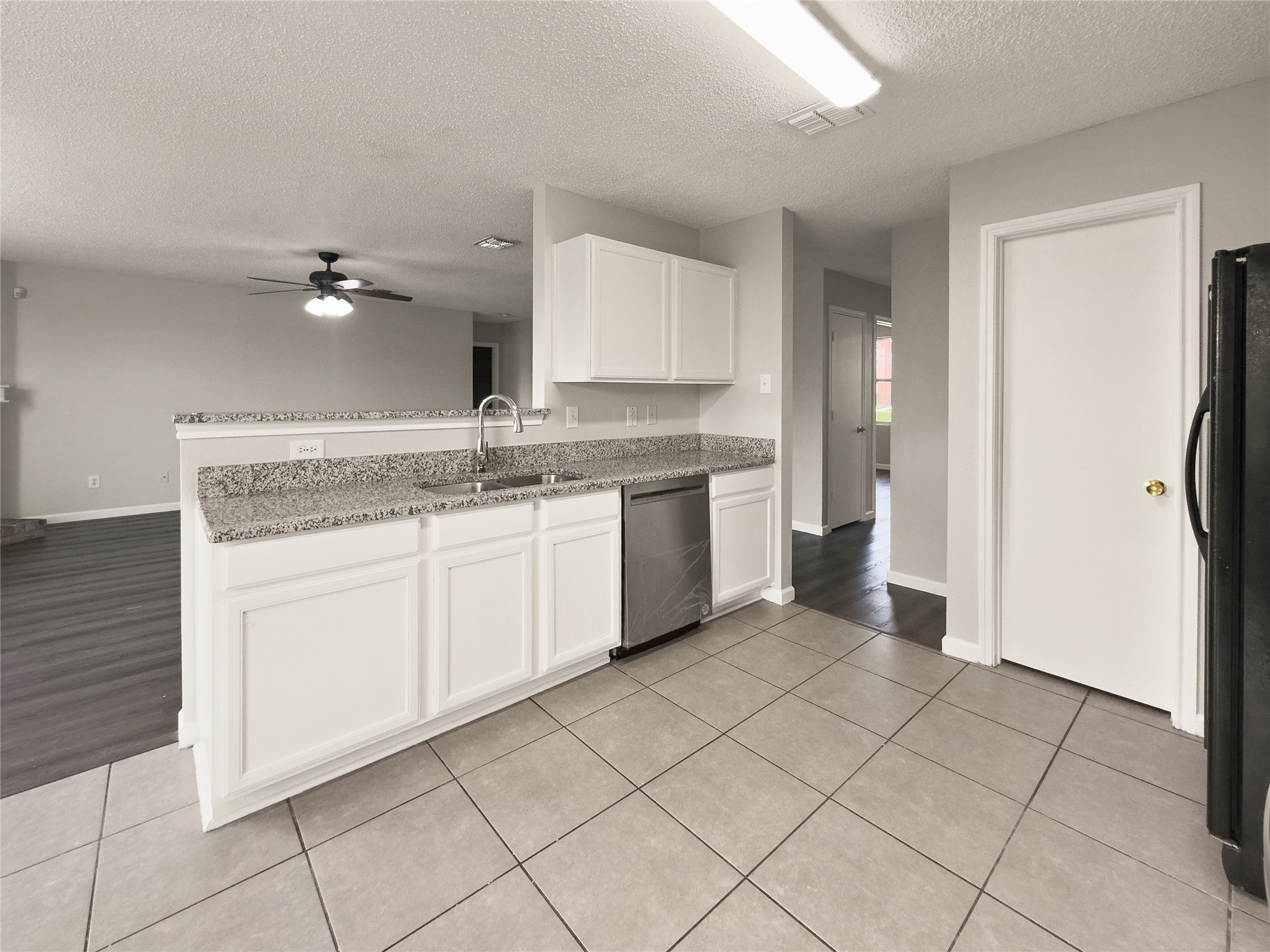 2043 Plains Court