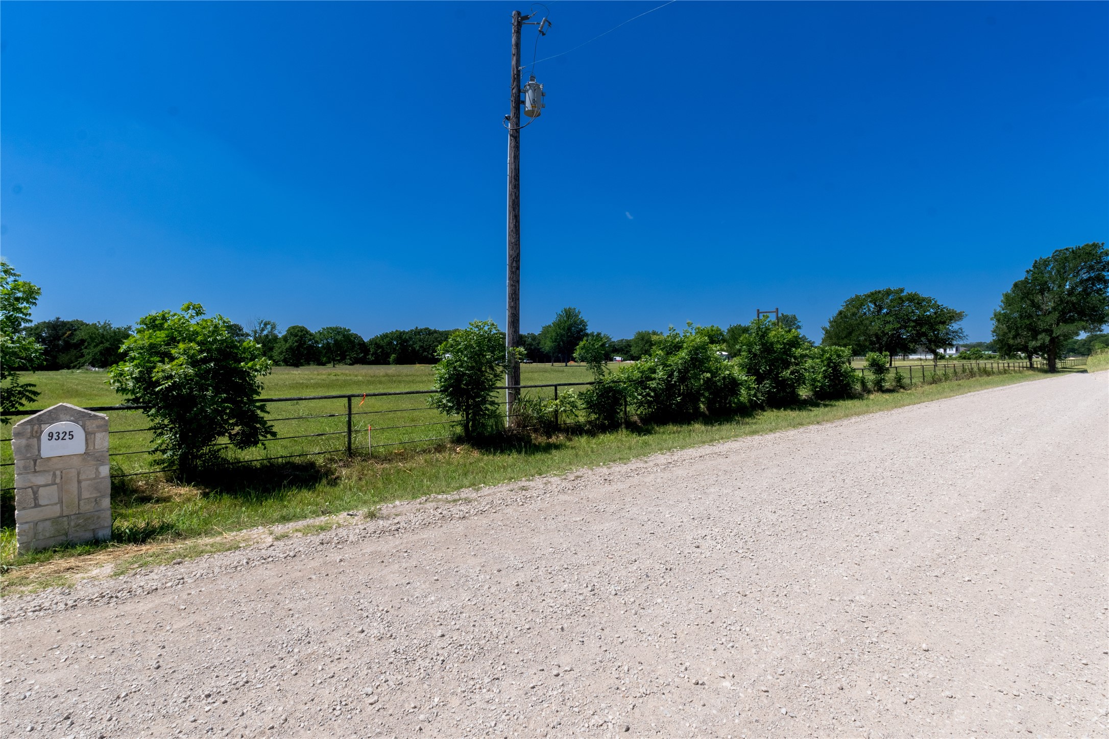 9325 County Road 4074 9326