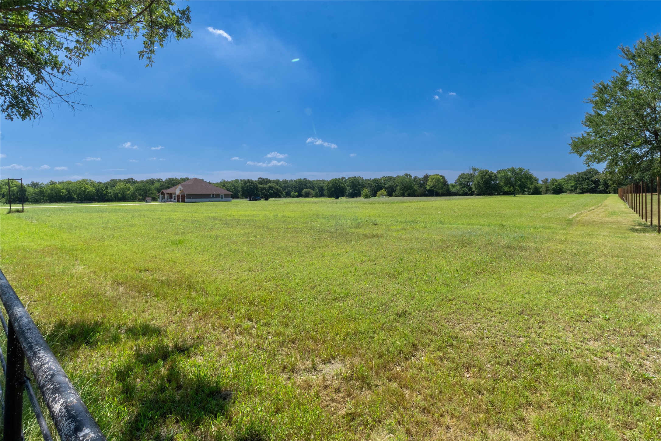 9325 County Road 4074 9327