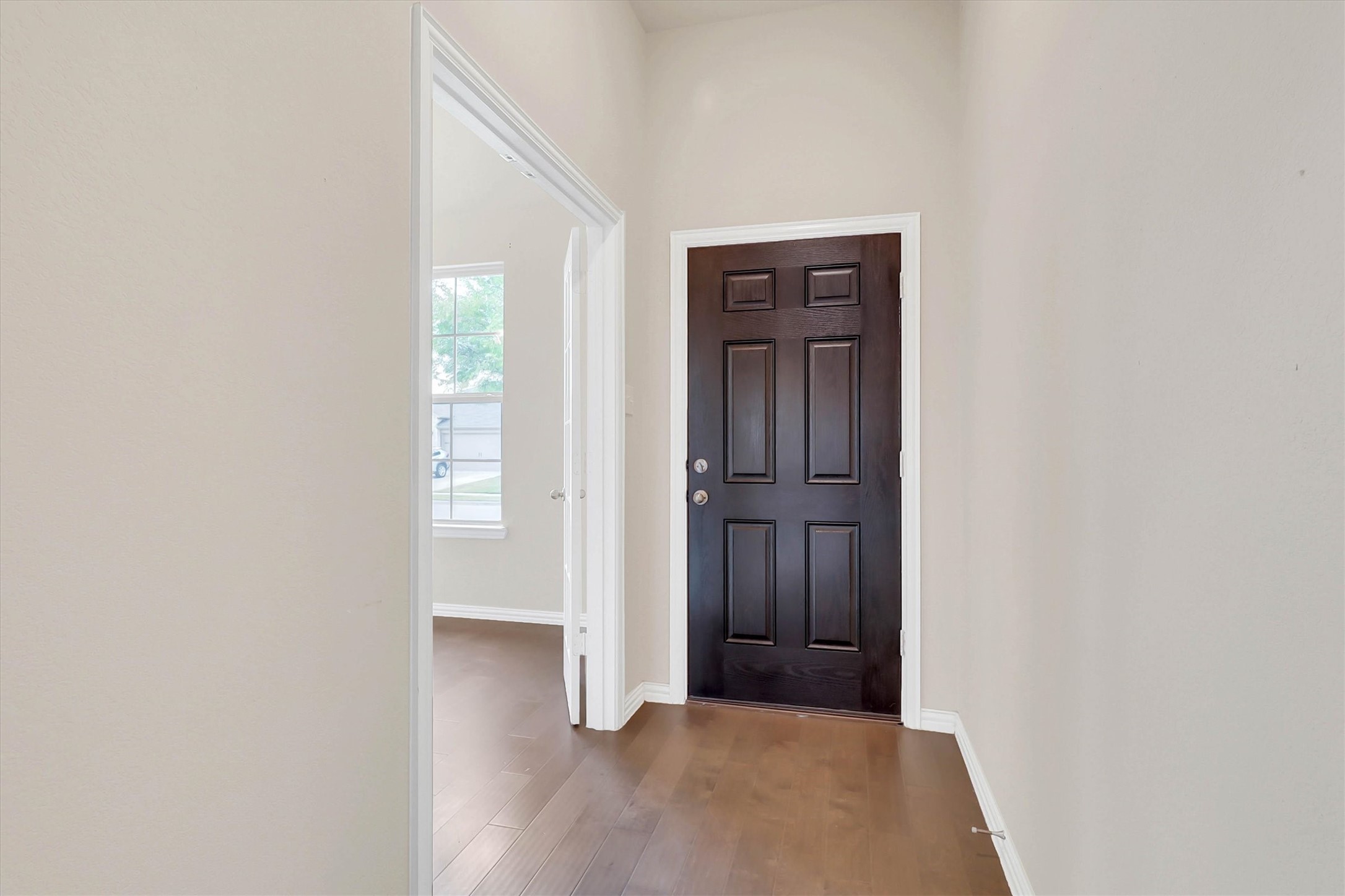 2215 Starling Street