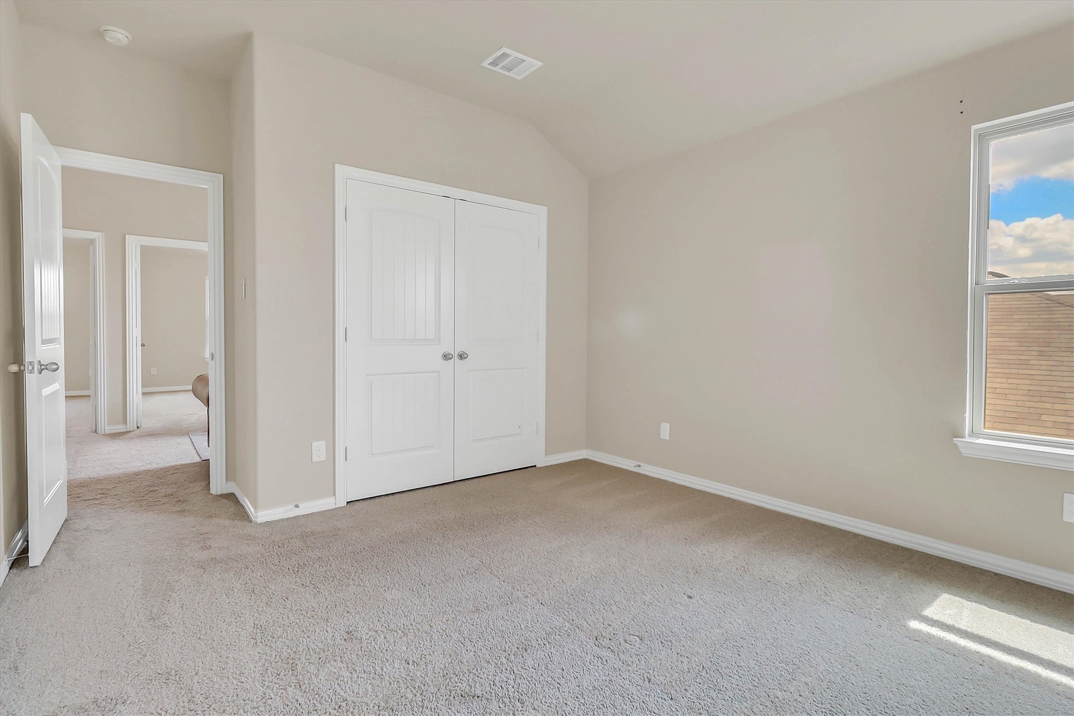2215 Starling Street