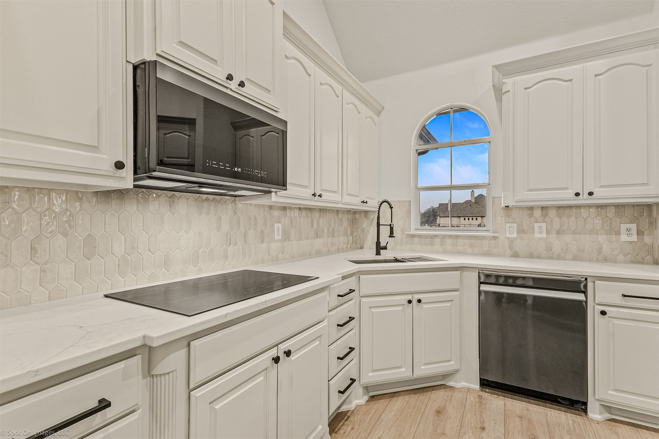 477 Horseshoe Bend