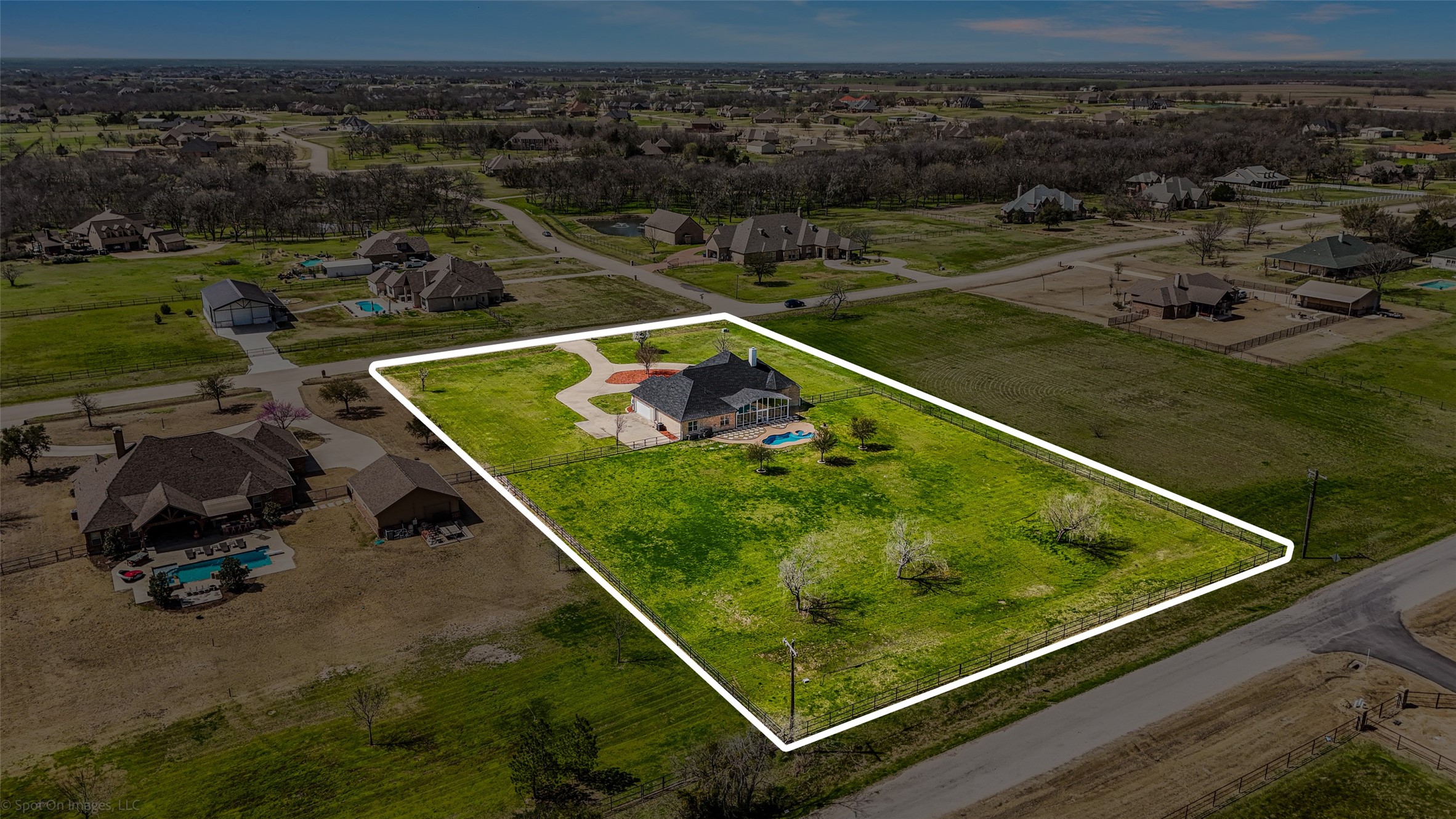 477 Horseshoe Bend
