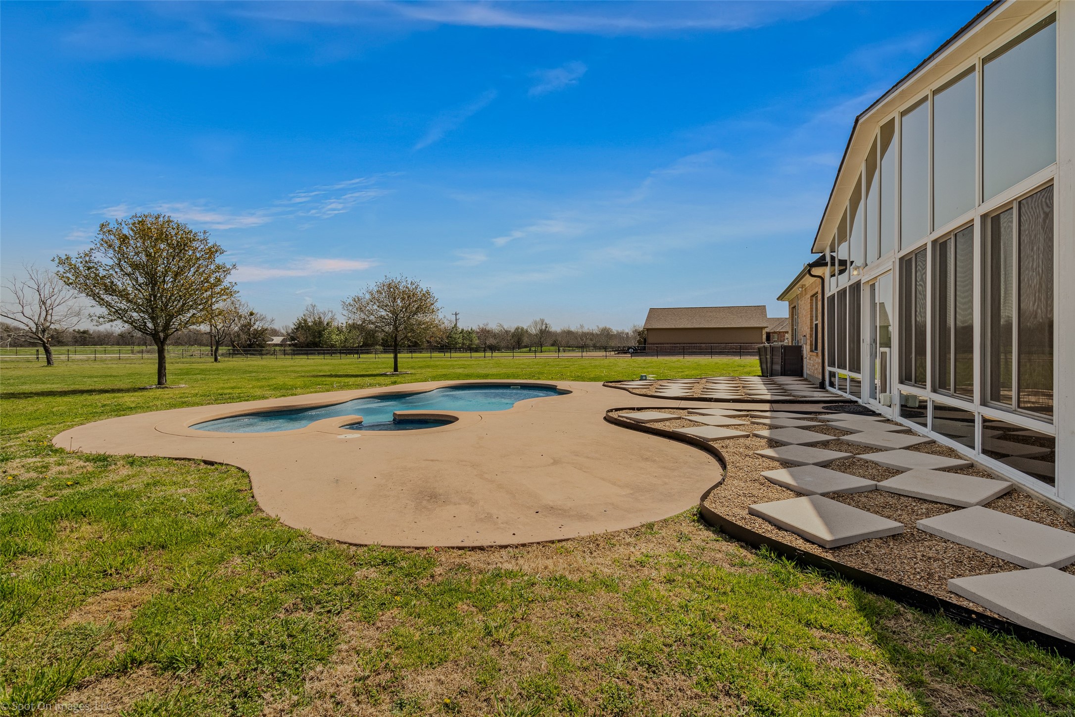 477 Horseshoe Bend