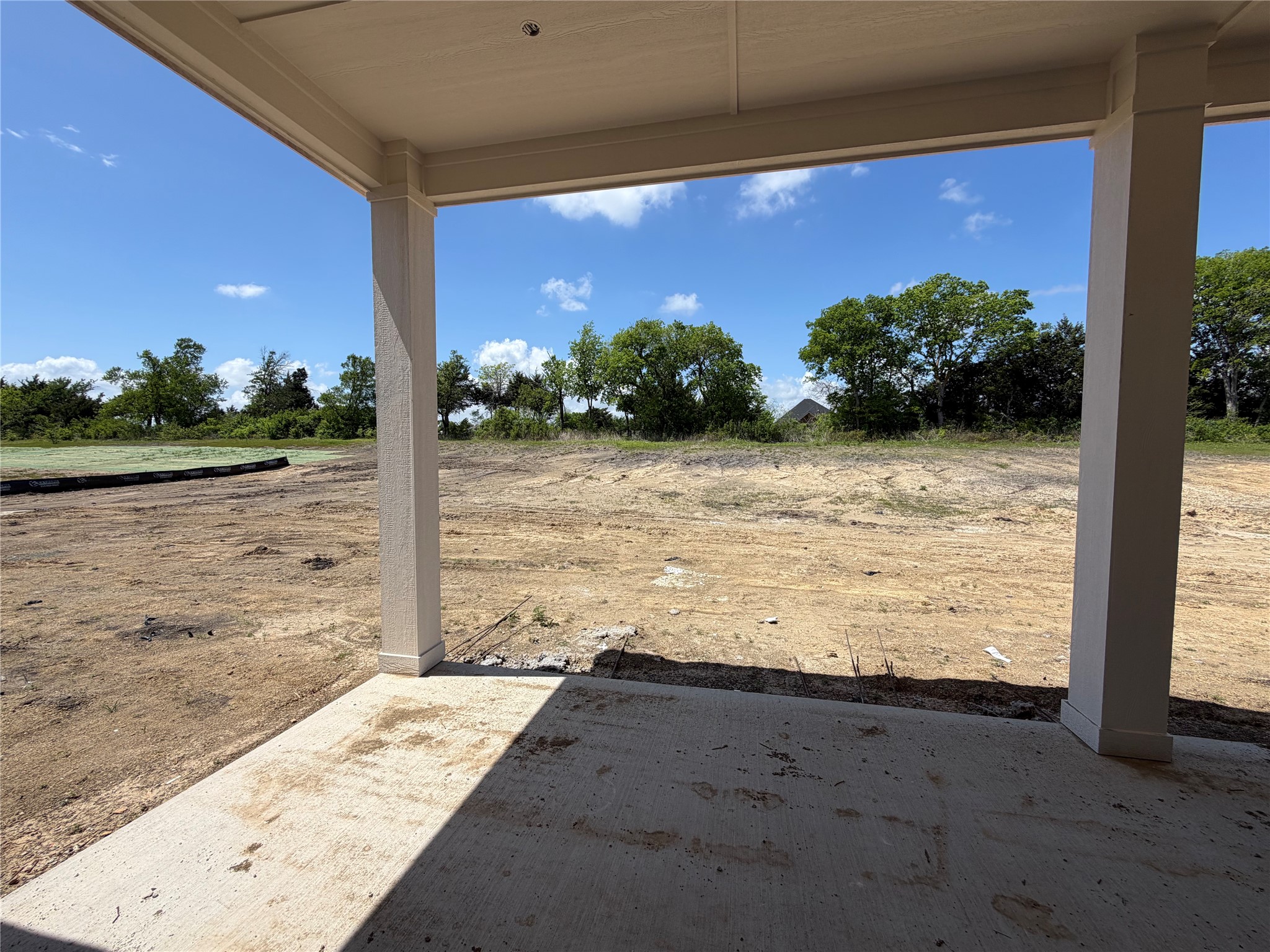 2472 Eastridge Boulevard