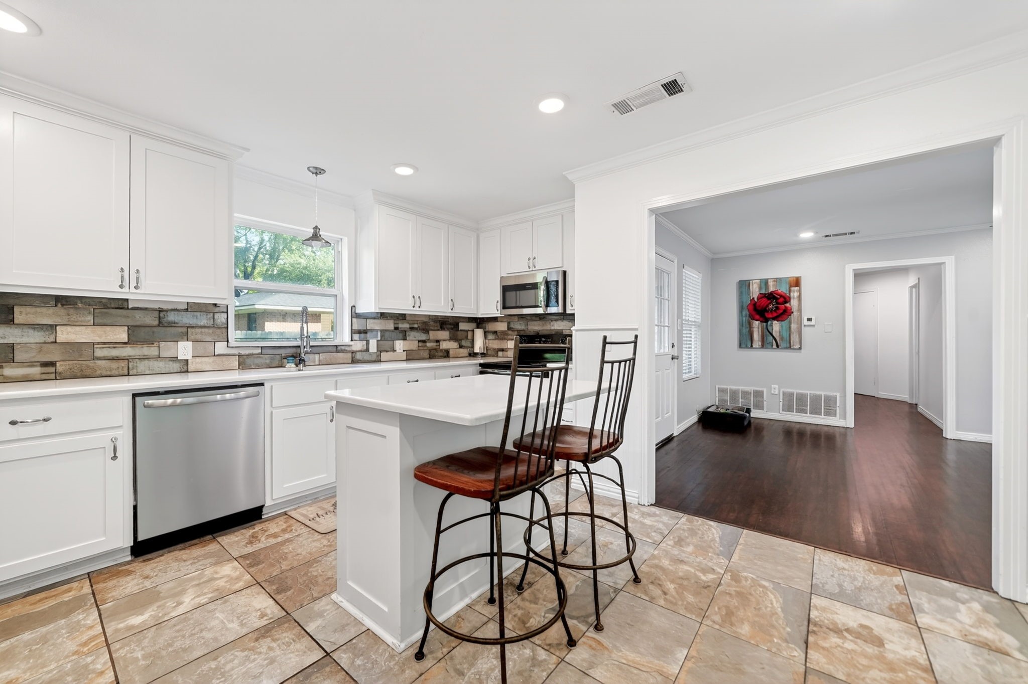 505 Laurel Road