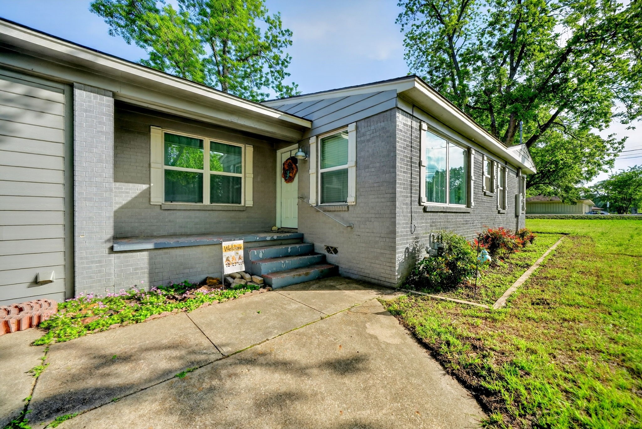 505 Laurel Road