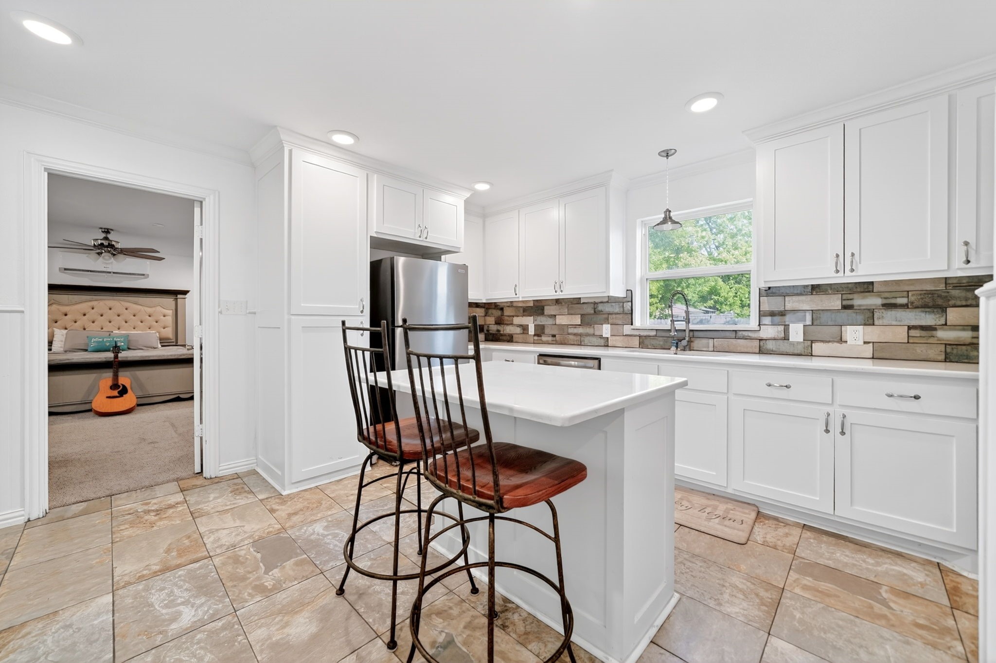 505 Laurel Road