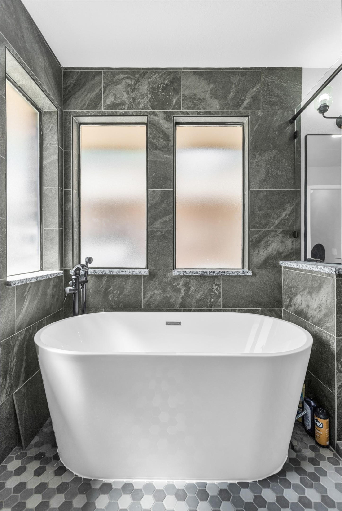 3918 Tracey Trail