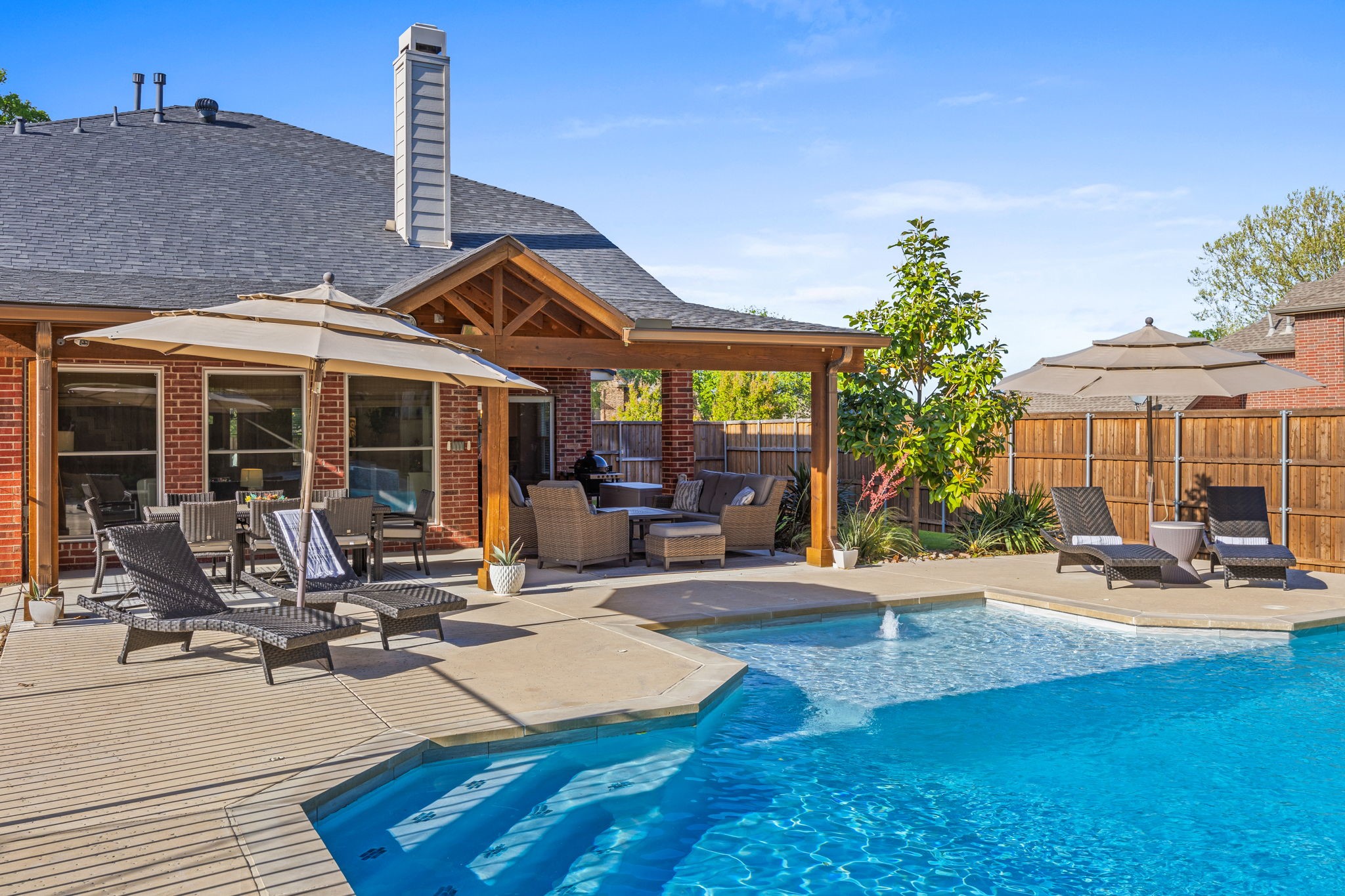 144 Oxford Drive