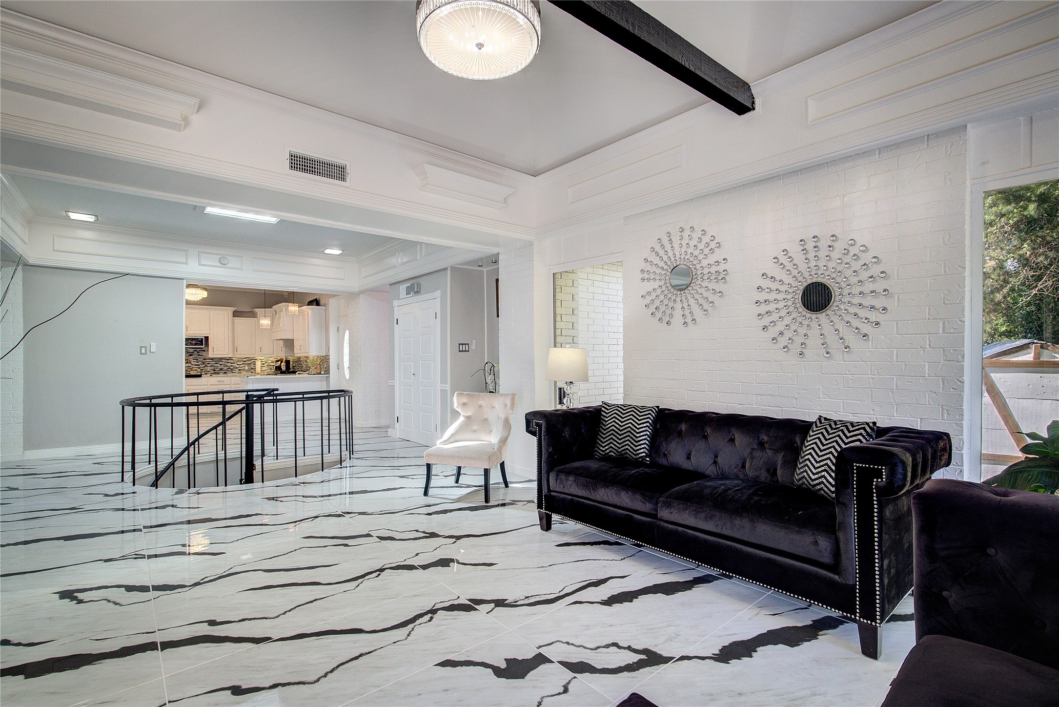 504 Summit Circle