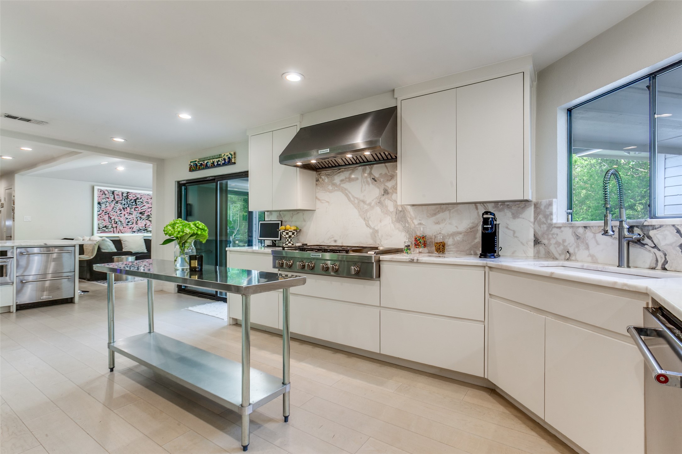 6618 Coolglen Drive