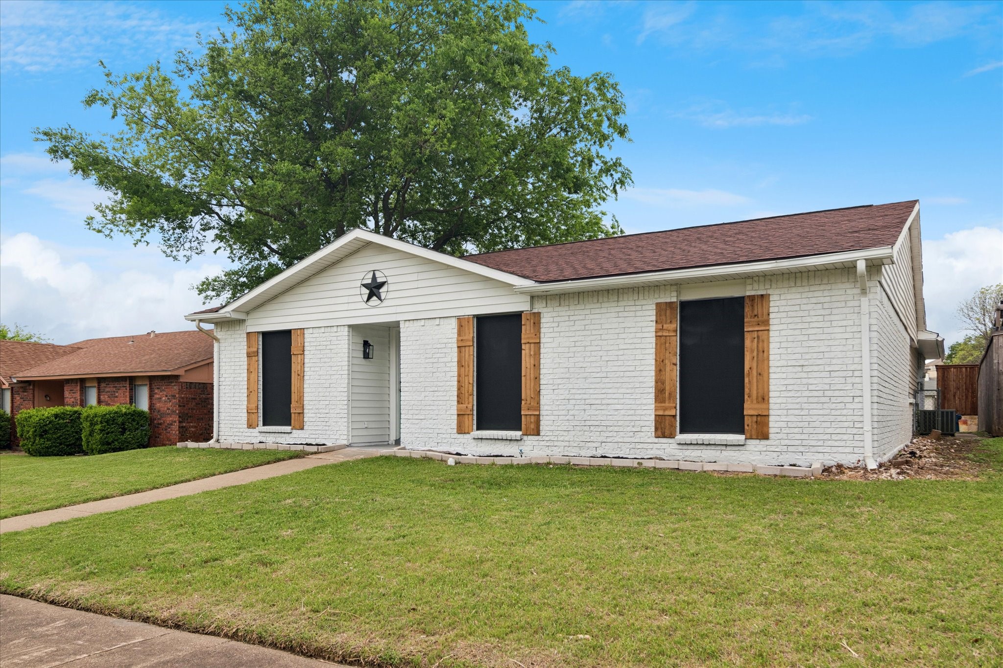 7426 Cloverglen Drive