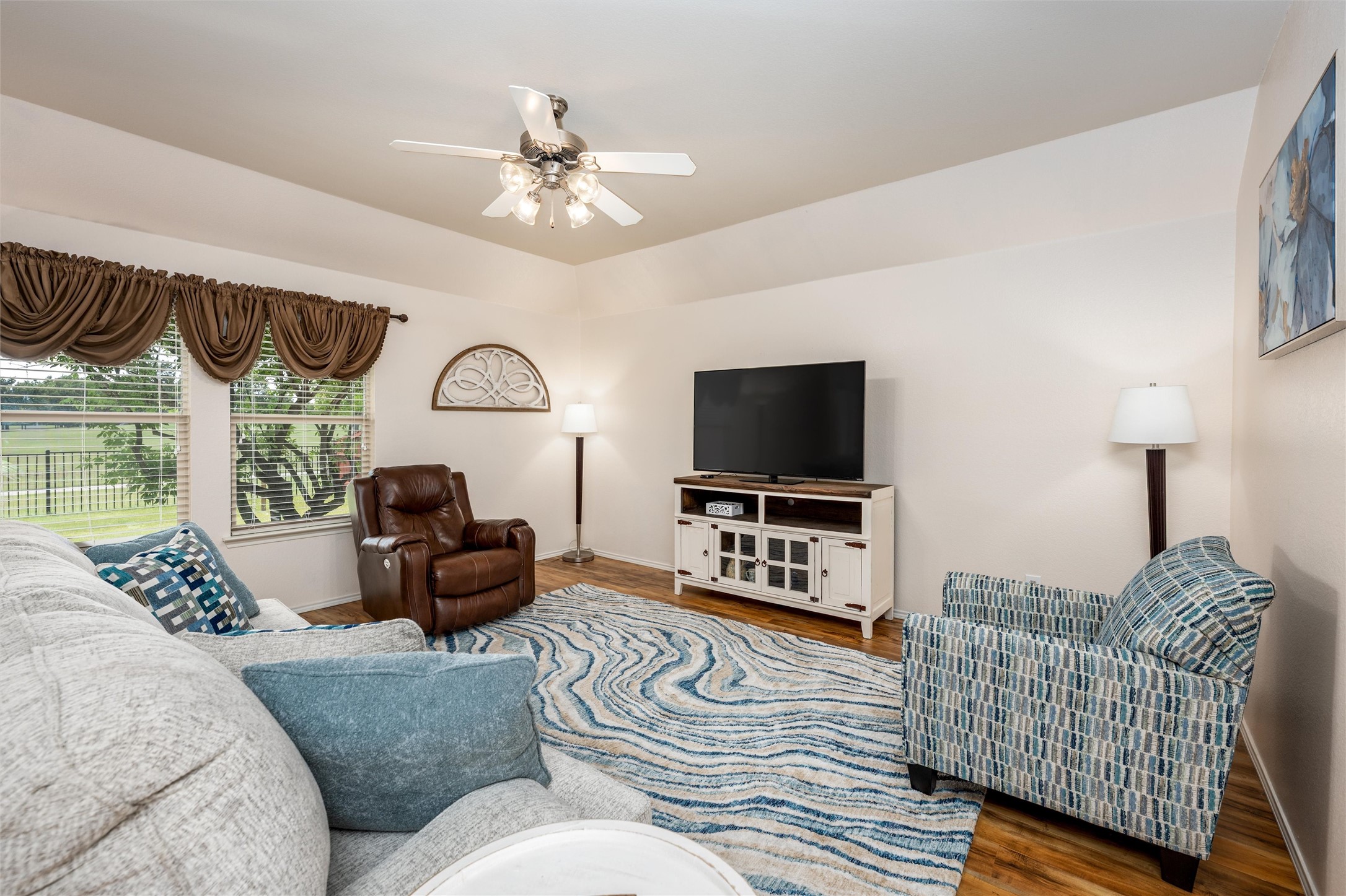 824 Golden Bear Lane