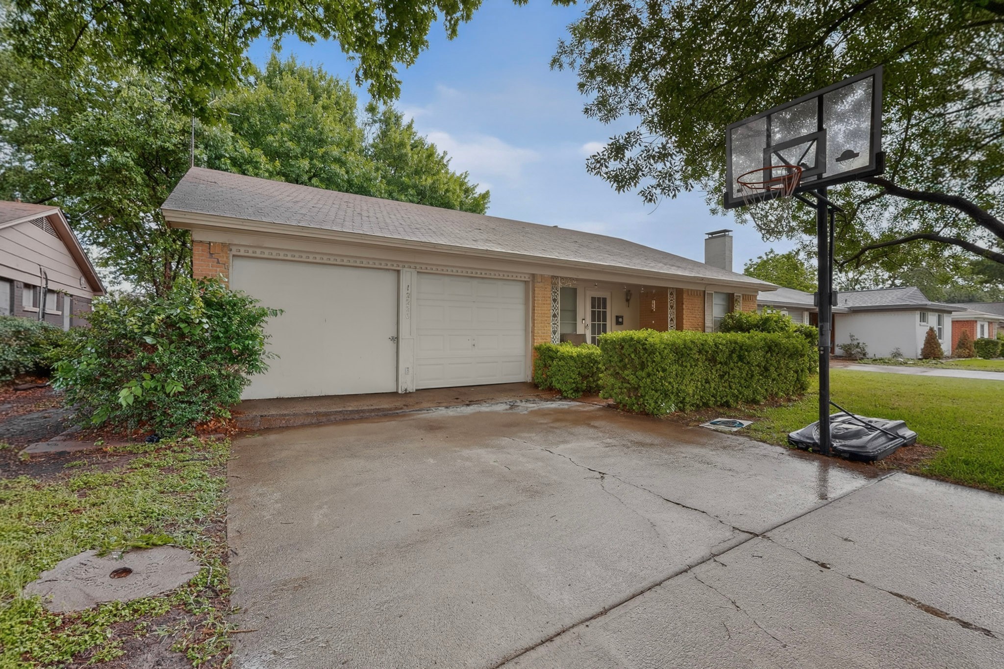 12226 Brisbane Avenue