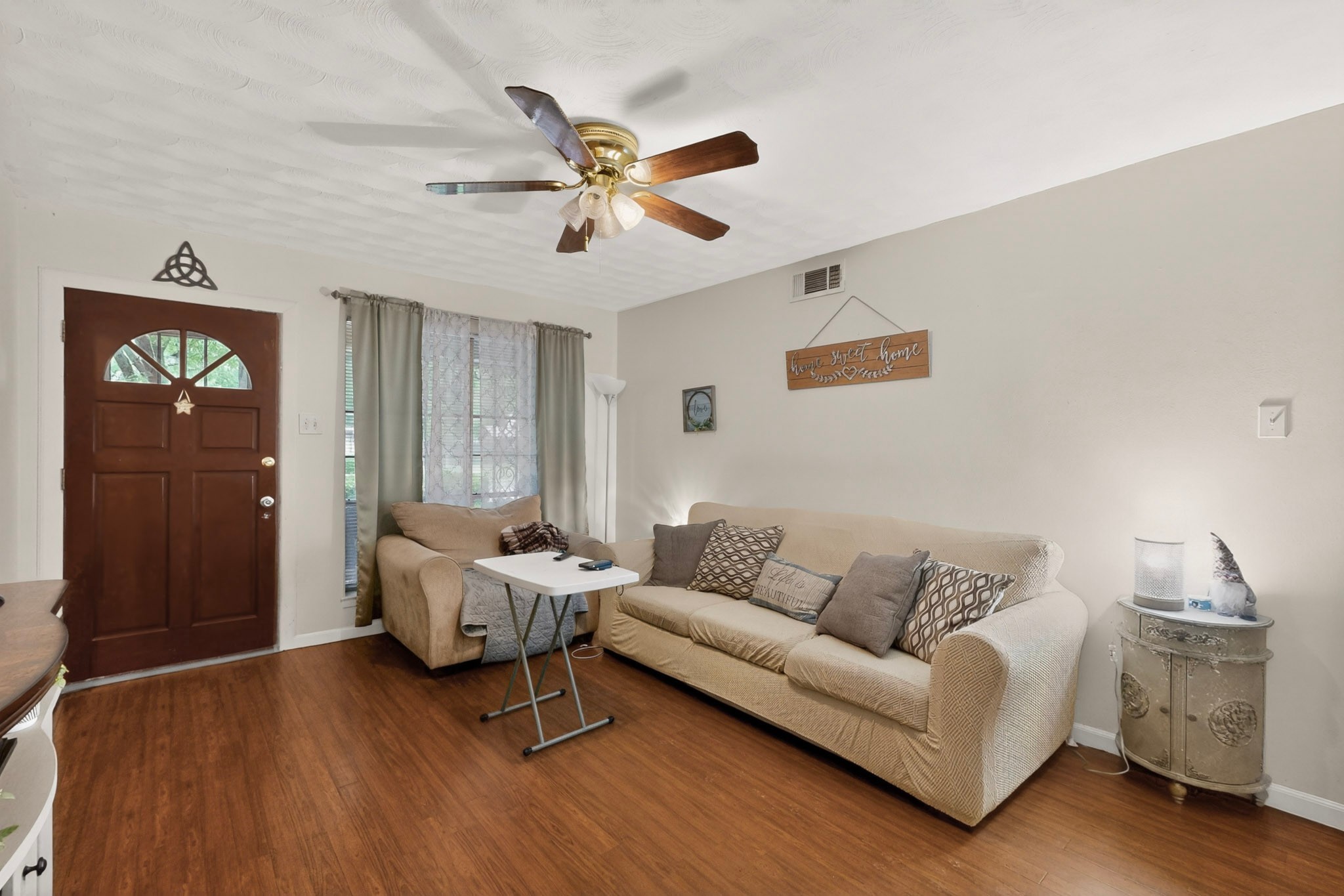 12226 Brisbane Avenue