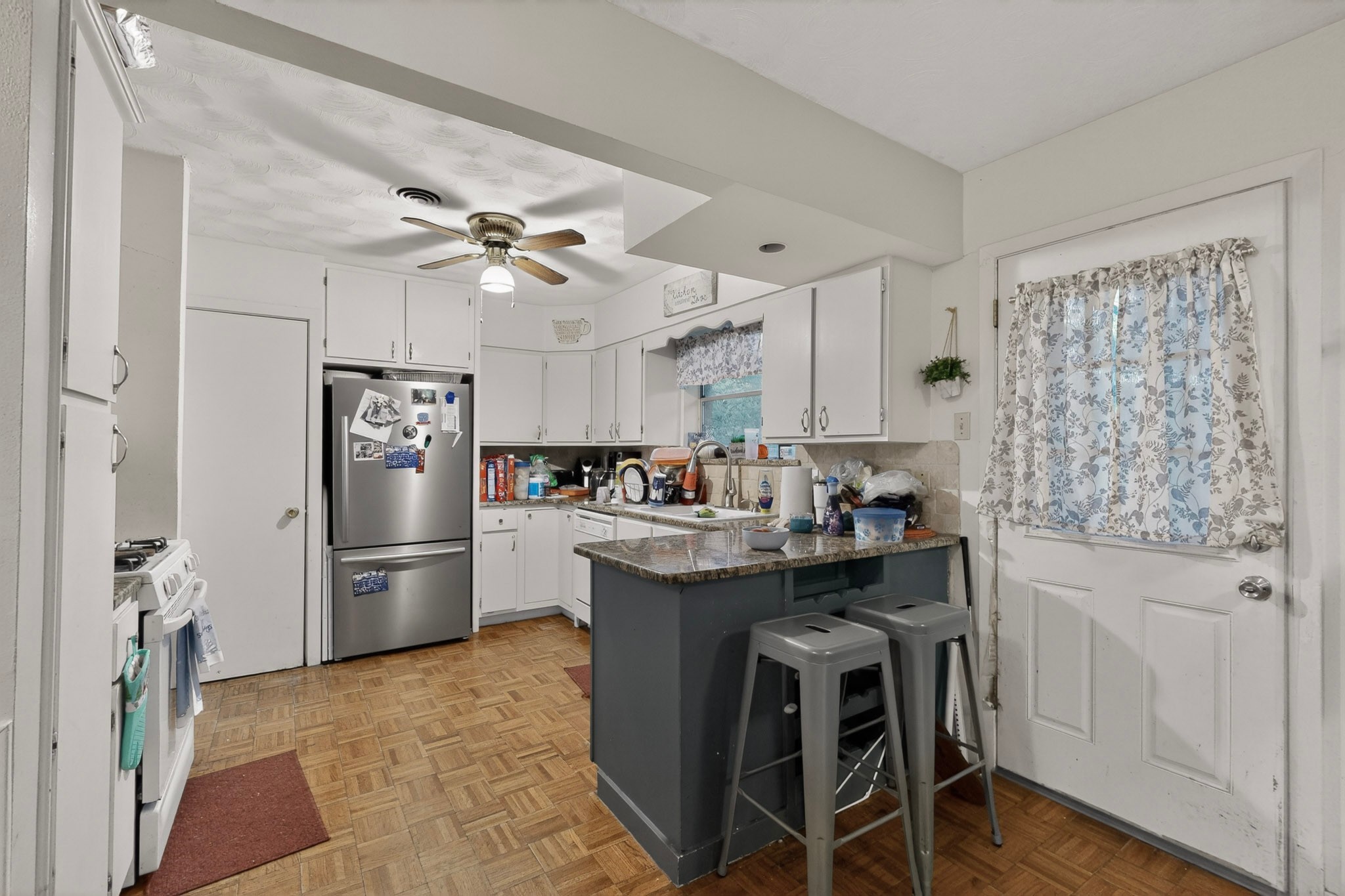 12226 Brisbane Avenue