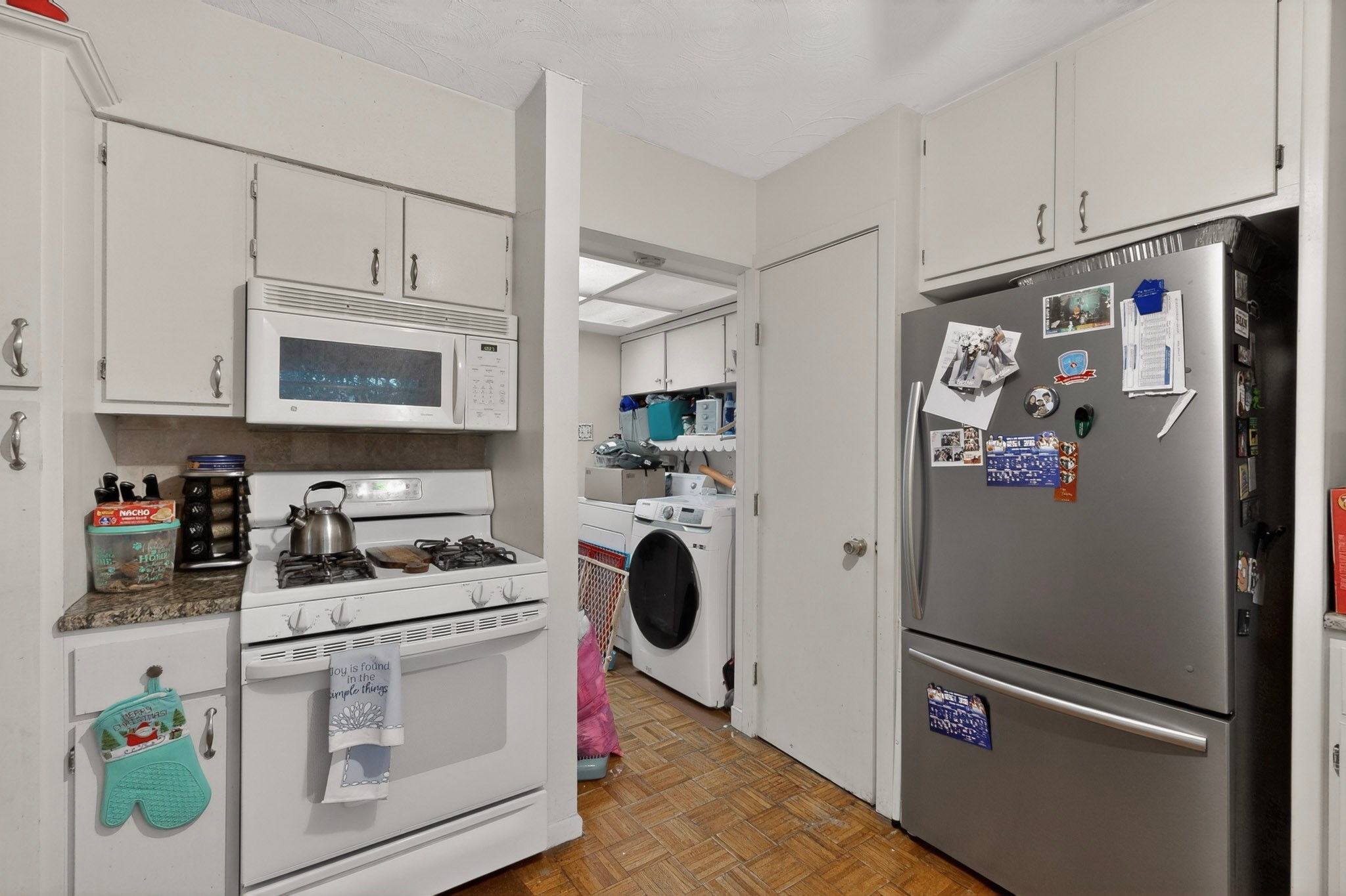 12226 Brisbane Avenue