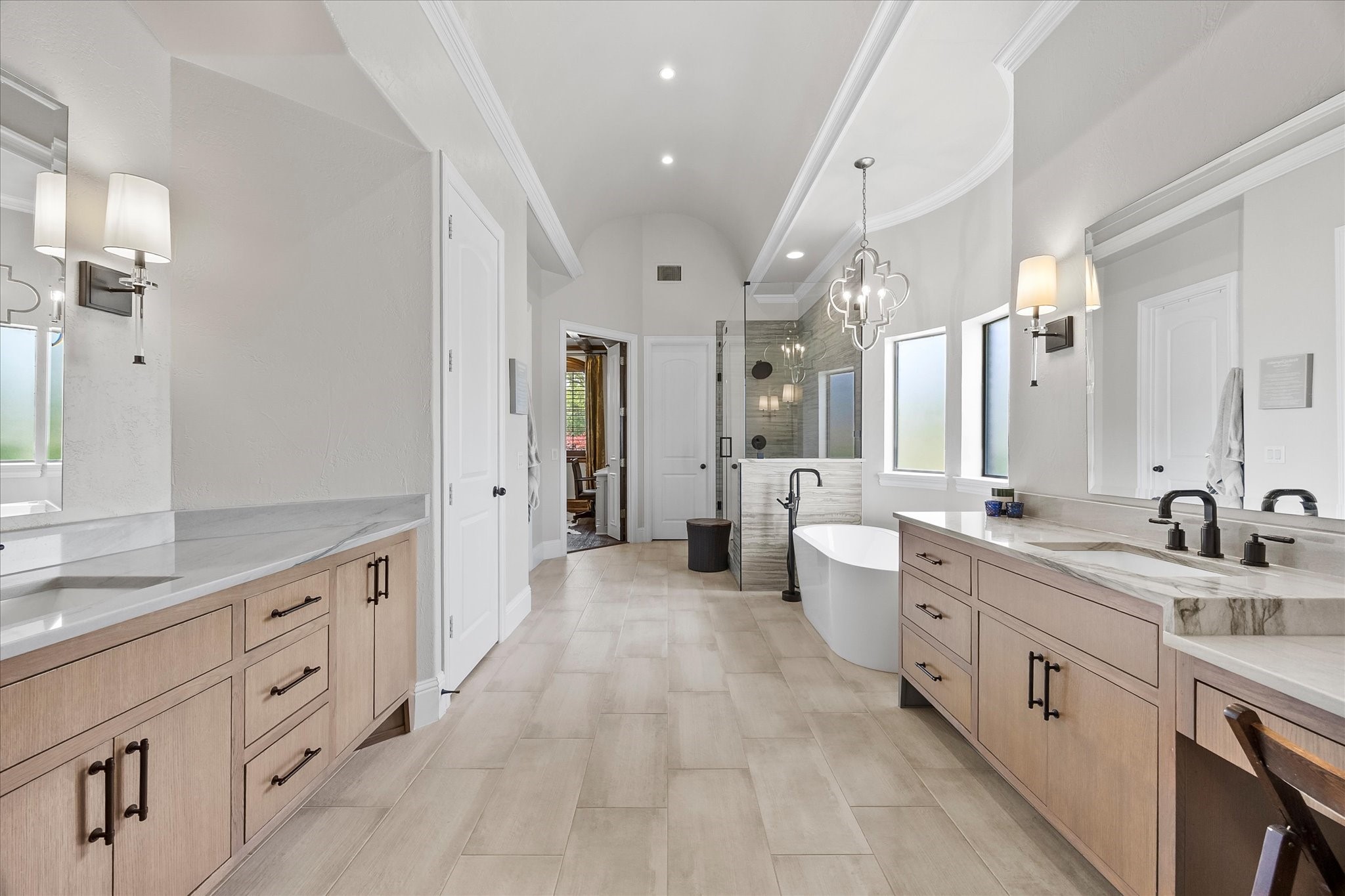 1 Kensington Drive