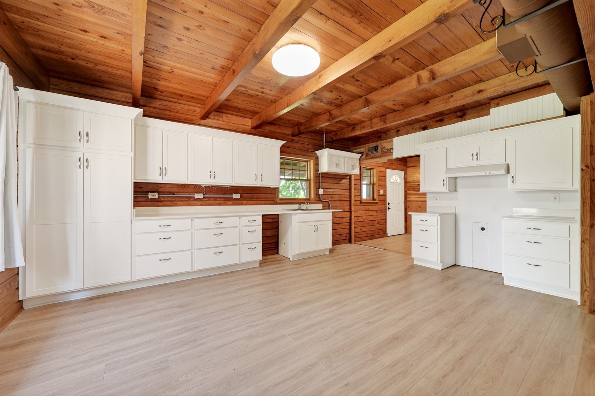 858 County Road 1006