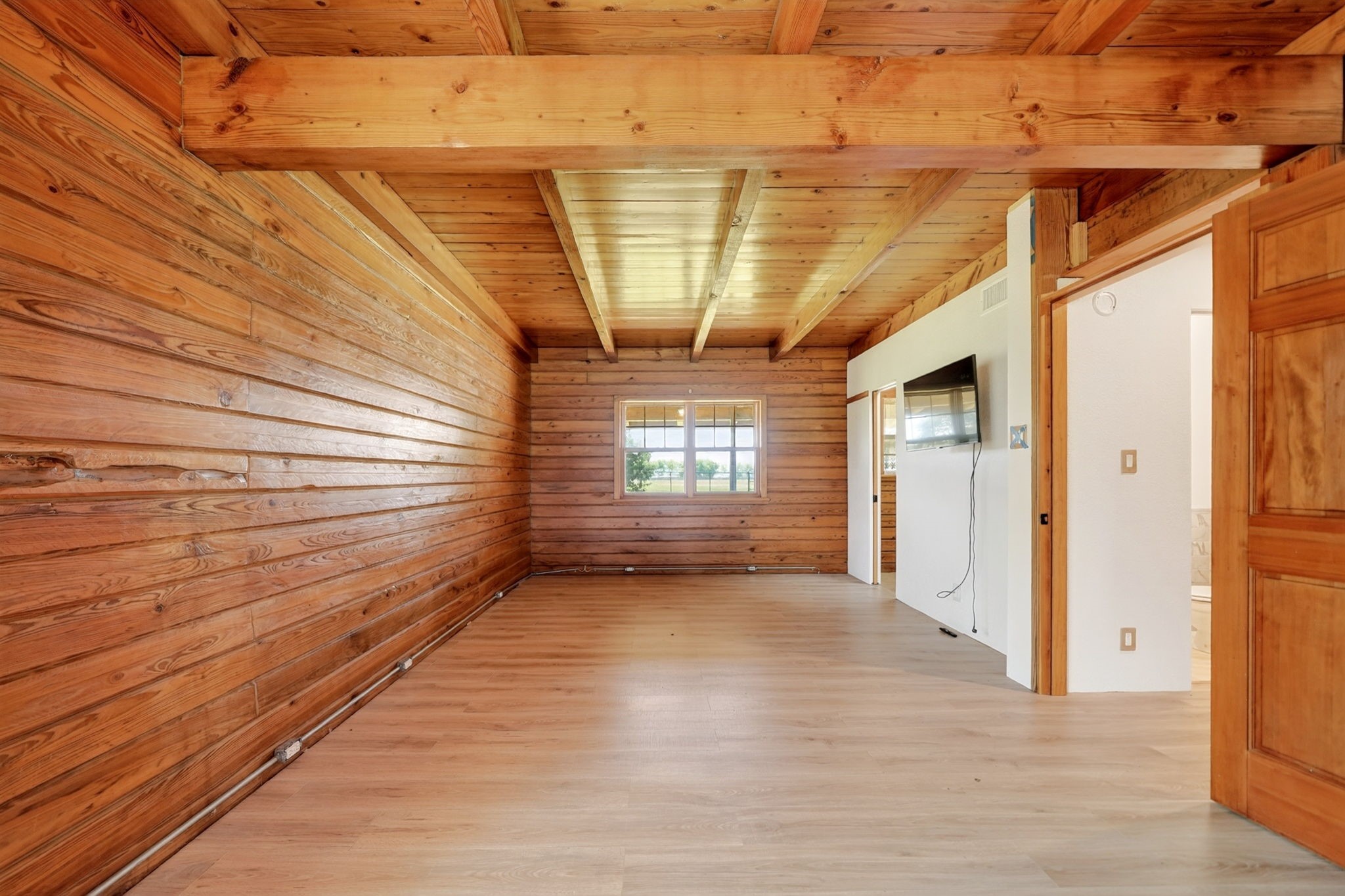 858 County Road 1006