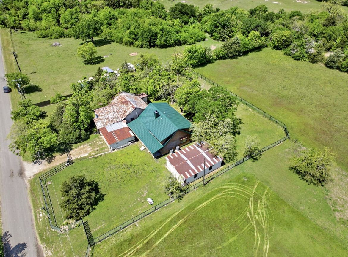 858 County Road 1006