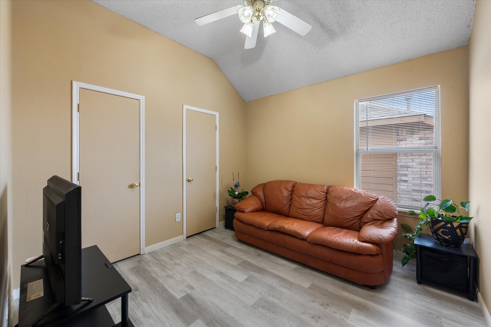 4804 Palm Ridge Drive