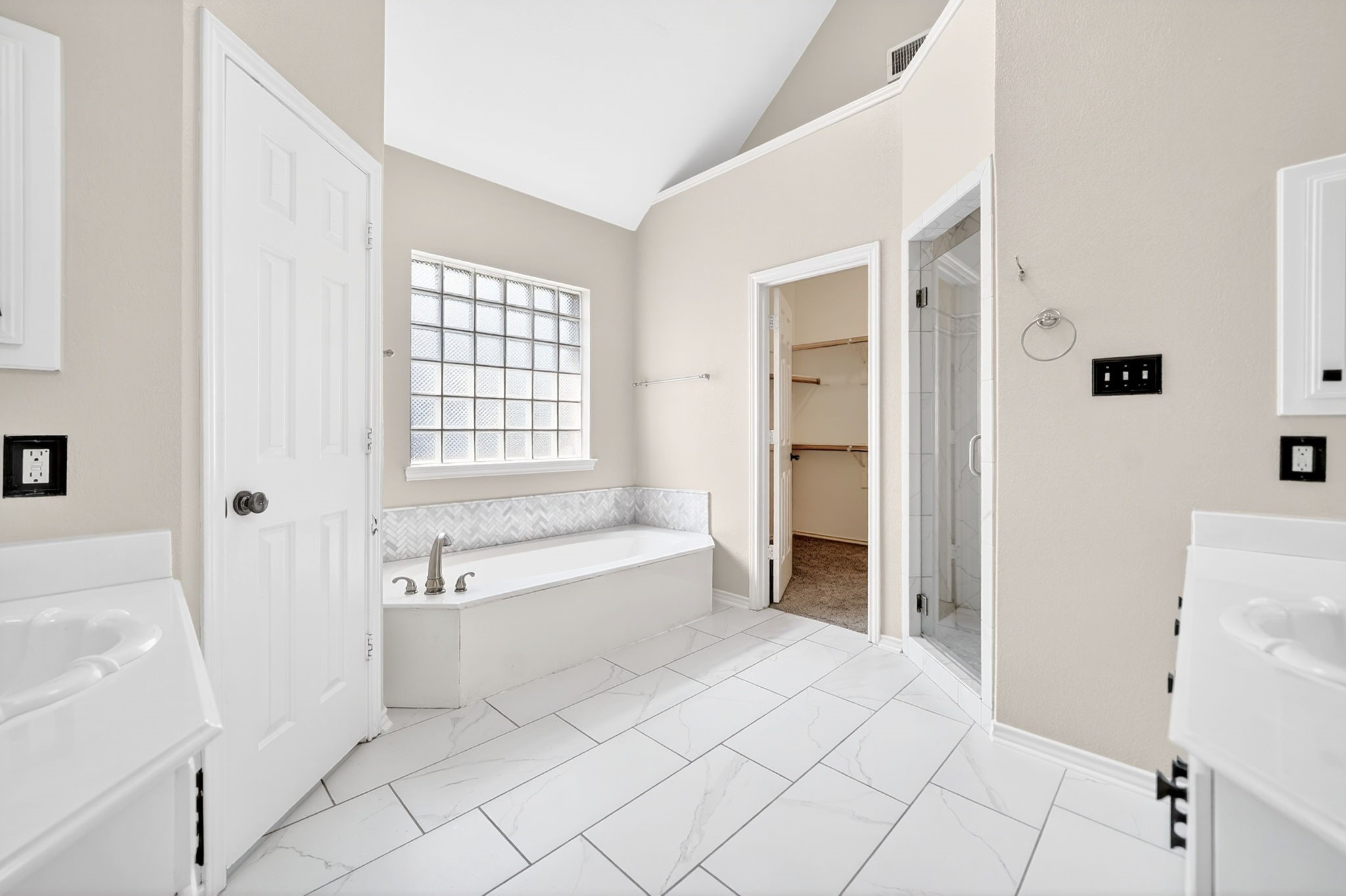 137 Shepherds Glen Road