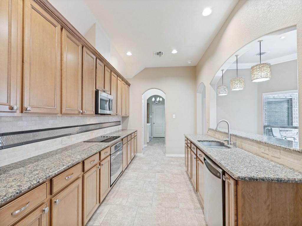 10032 Bell Rock Road