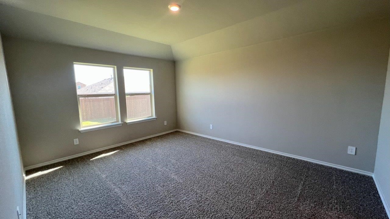 8436 HOLLYMEAD Lane