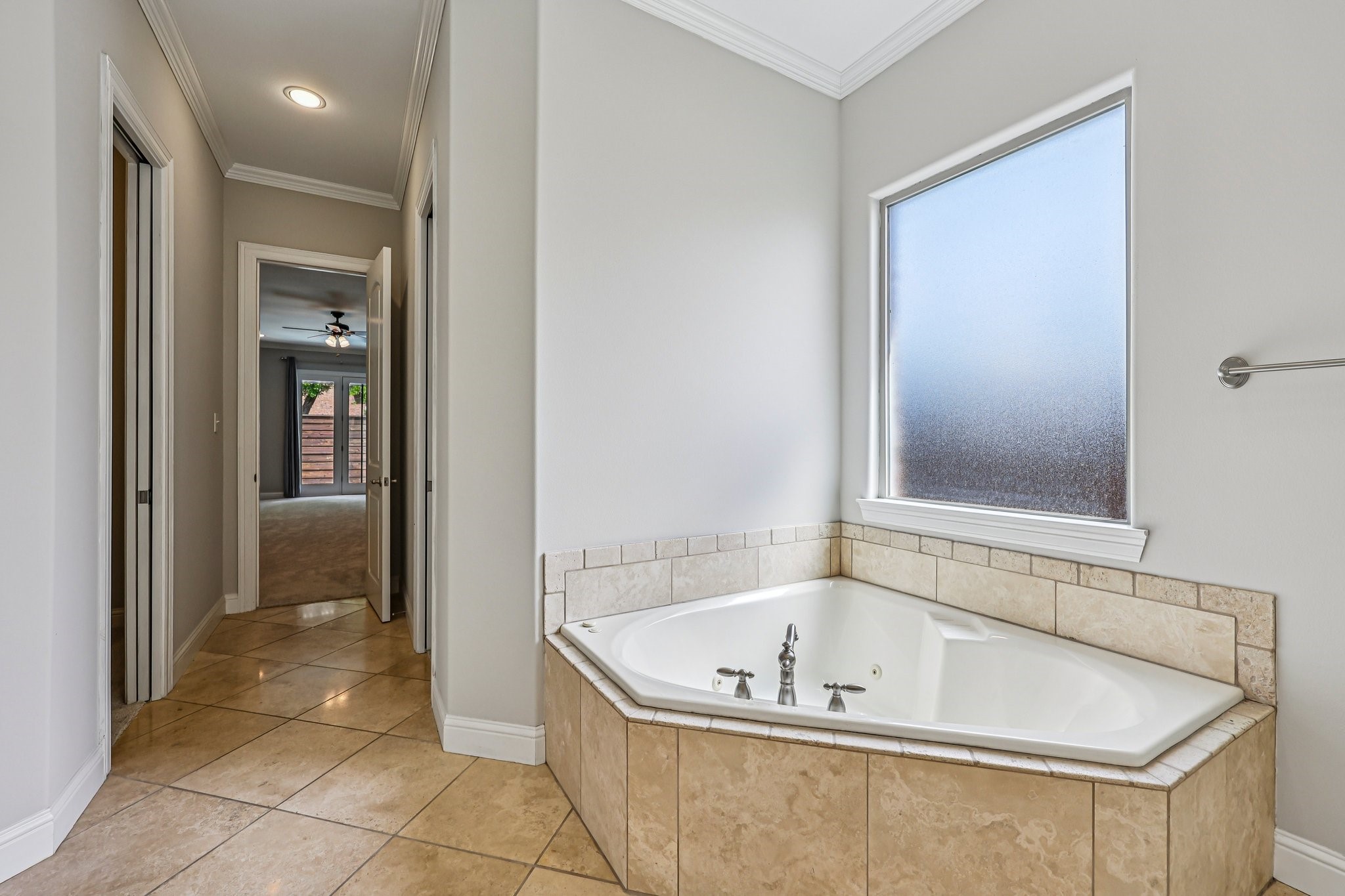 711 Ridgeview Drive