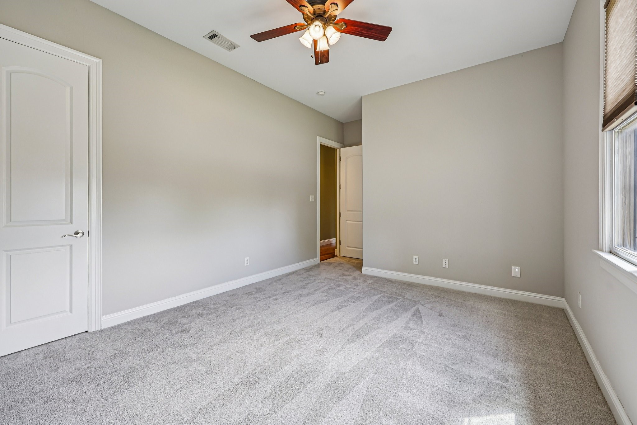 711 Ridgeview Drive
