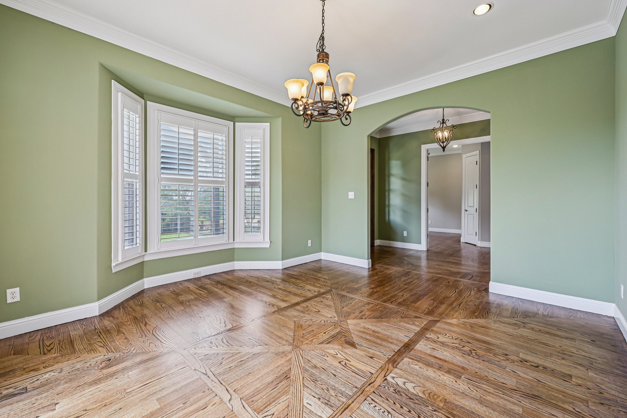 711 Ridgeview Drive
