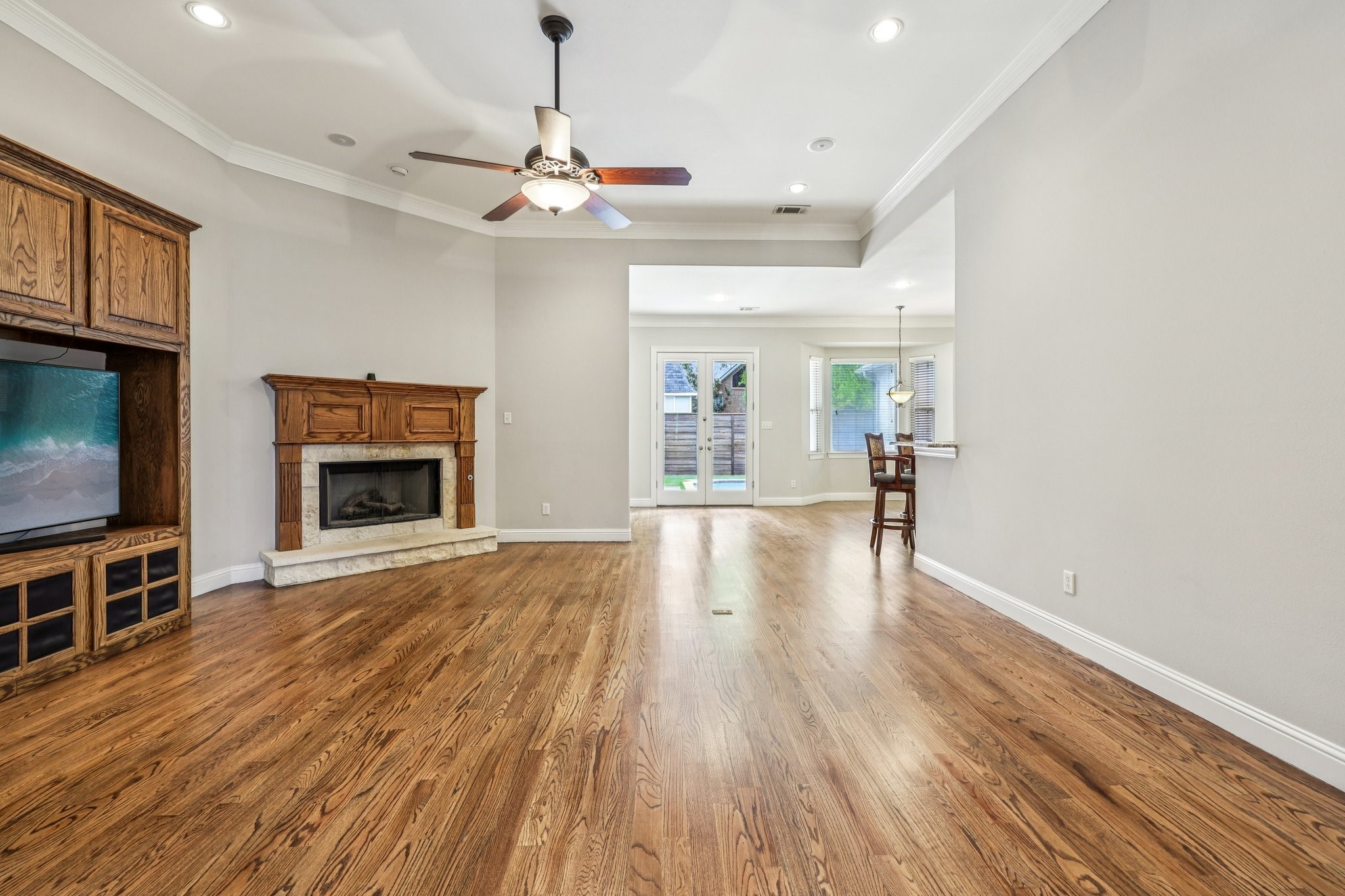 711 Ridgeview Drive