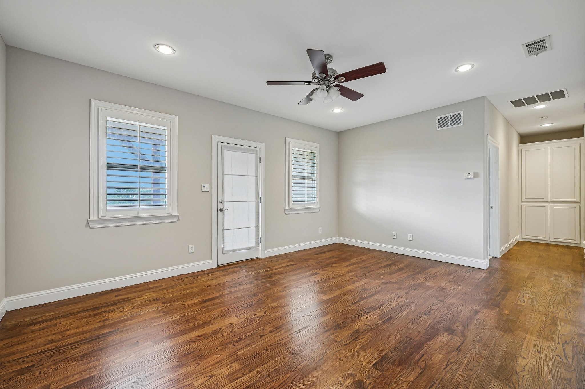 711 Ridgeview Drive