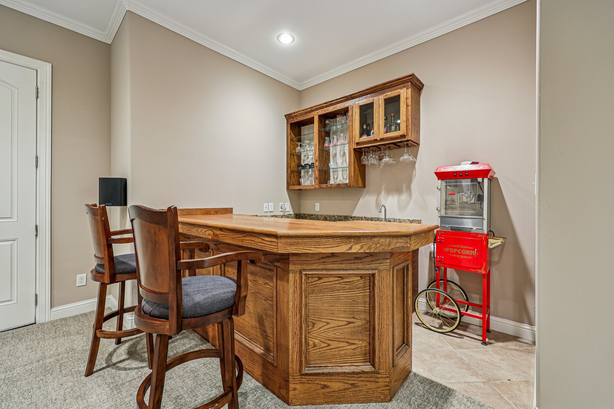 711 Ridgeview Drive