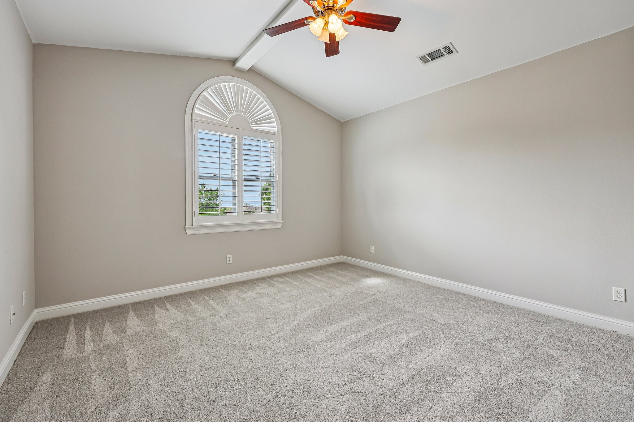 711 Ridgeview Drive
