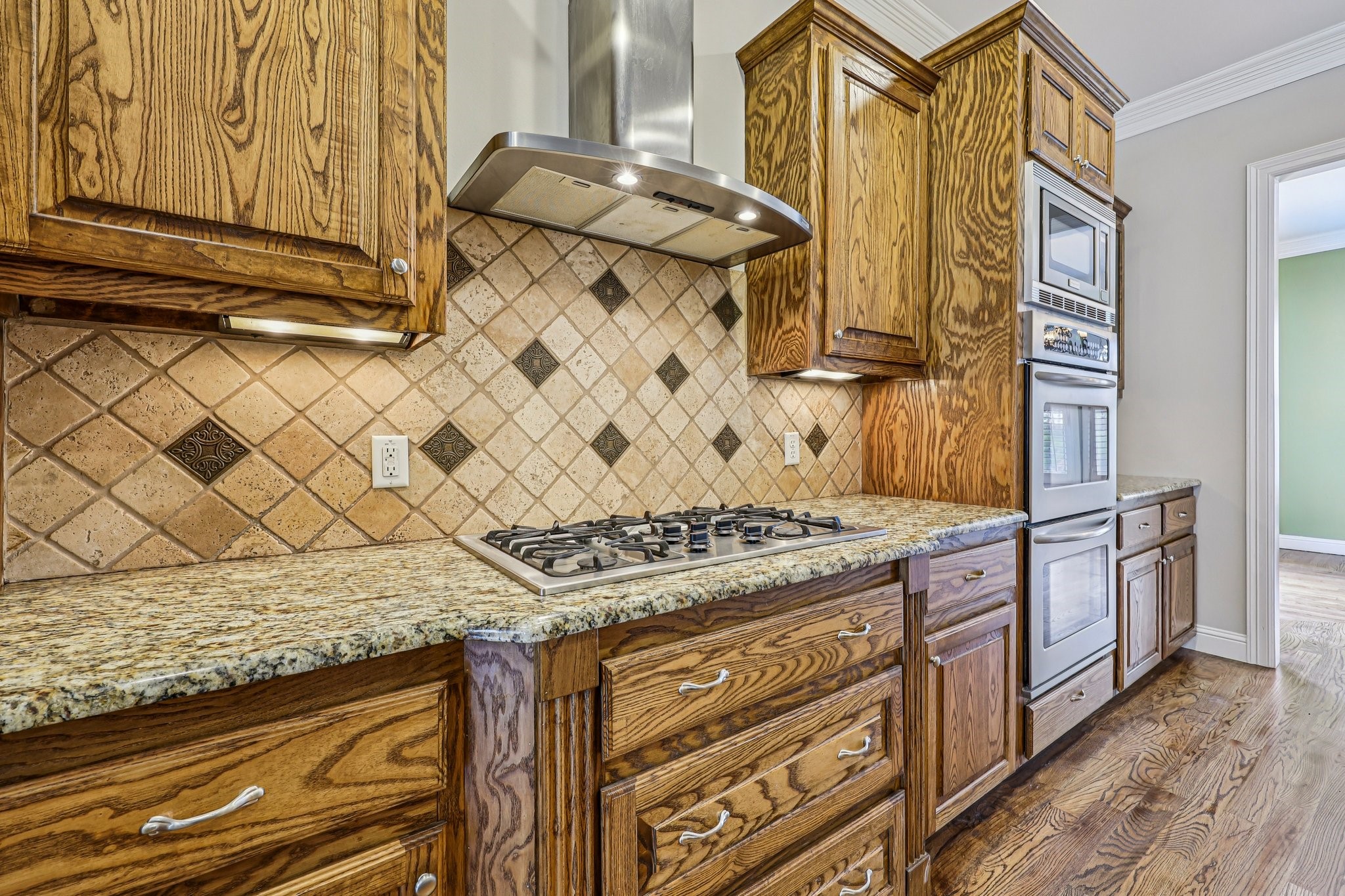 711 Ridgeview Drive