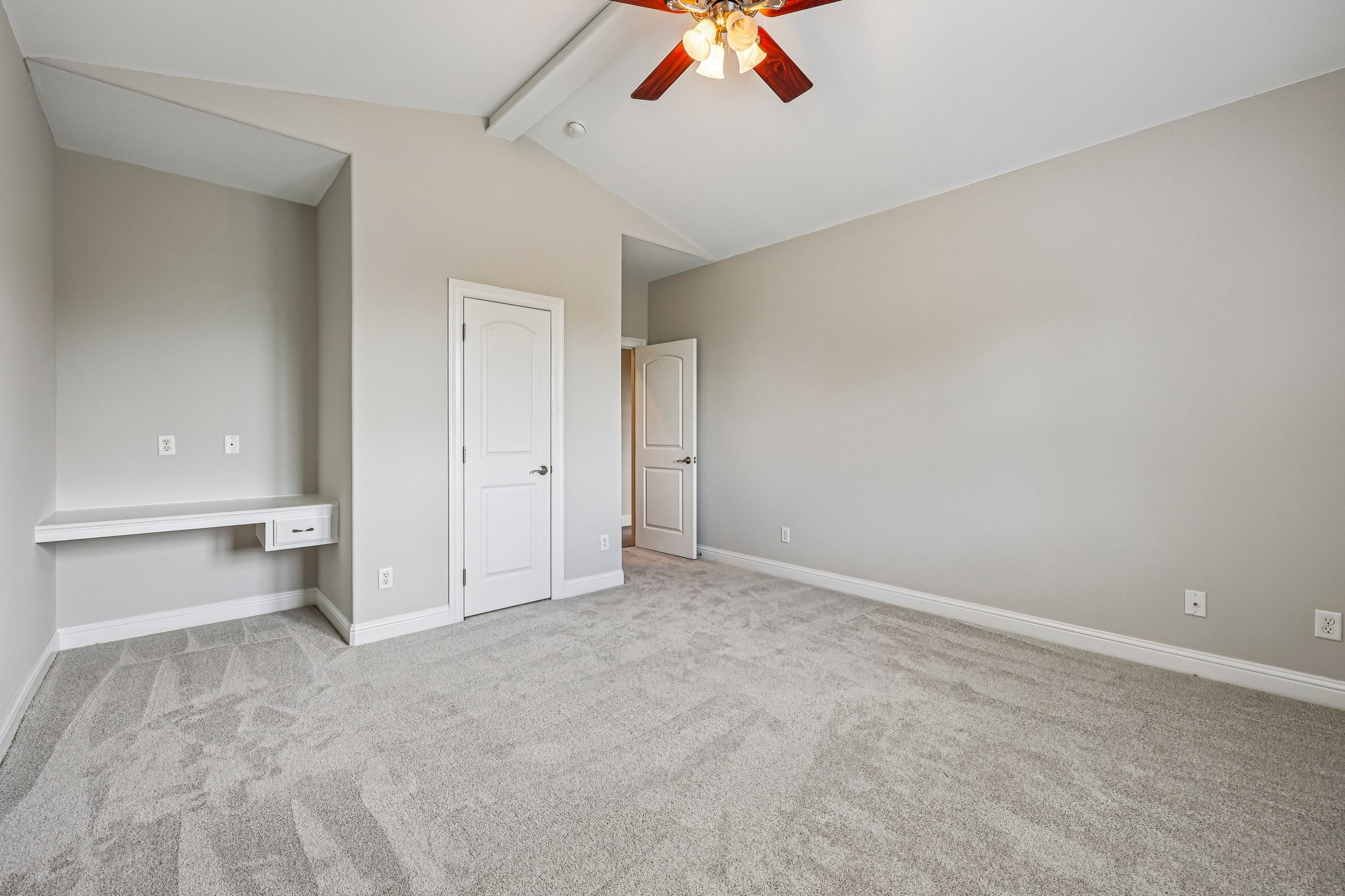 711 Ridgeview Drive