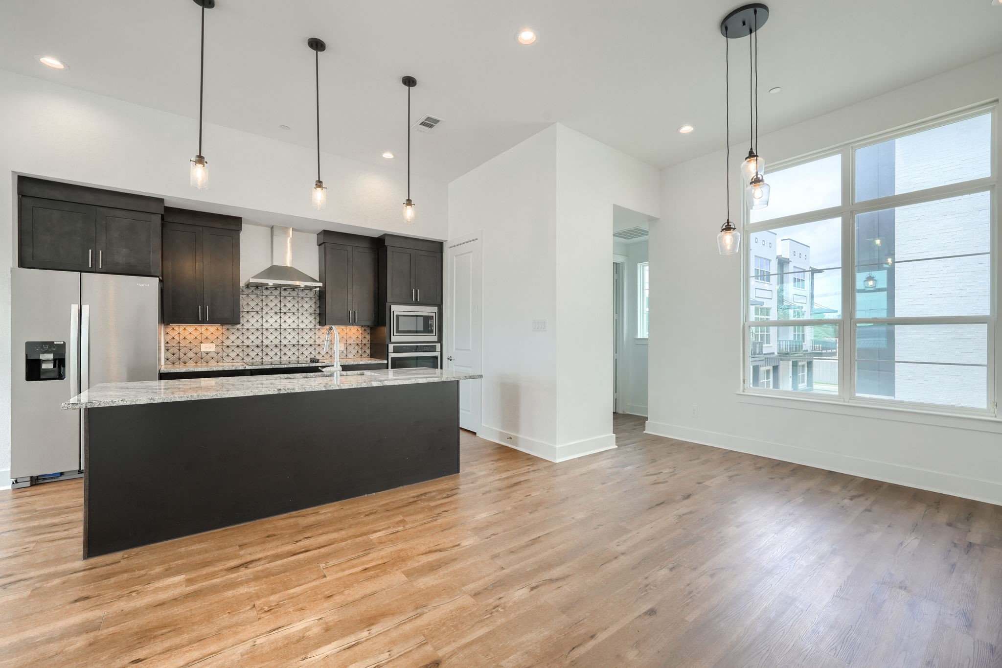 13325 Bee Street 406