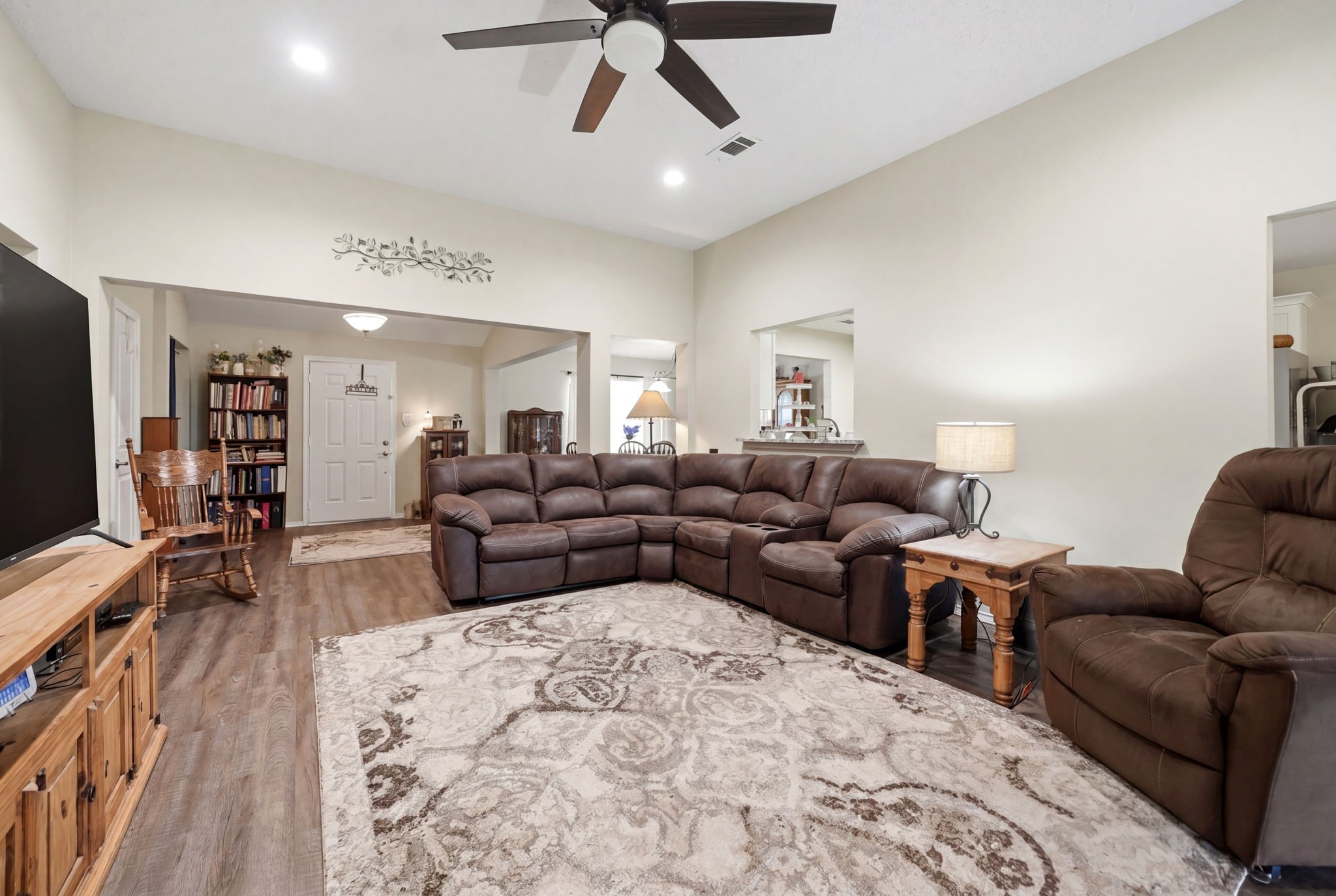 3205 Diamond Way Drive