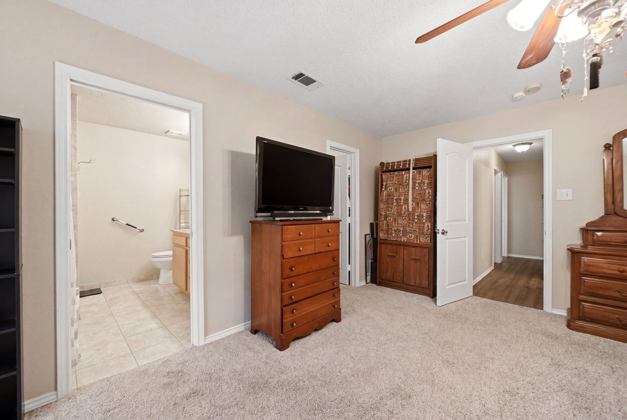 3205 Diamond Way Drive