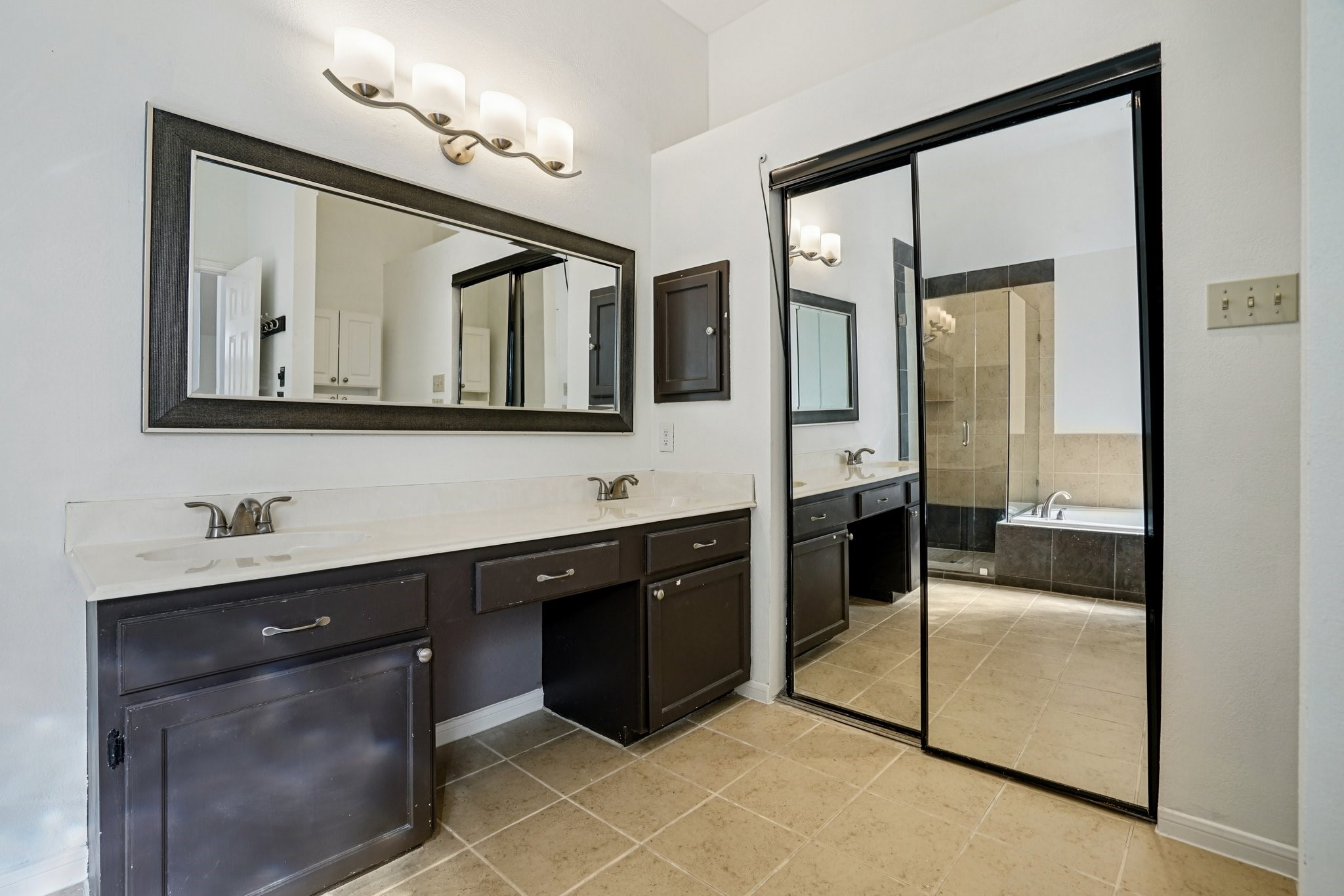 401 Dakota Trail