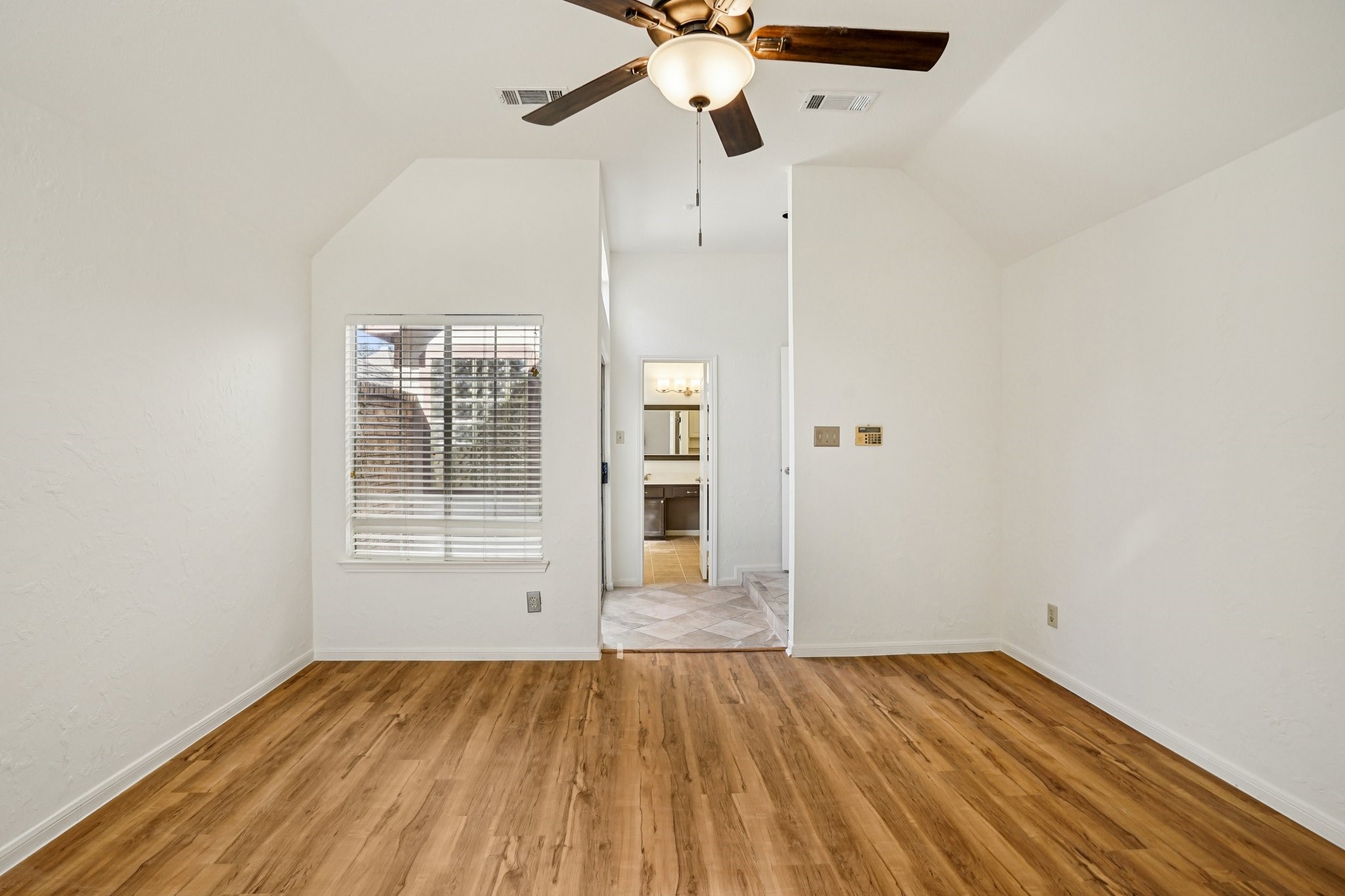 401 Dakota Trail